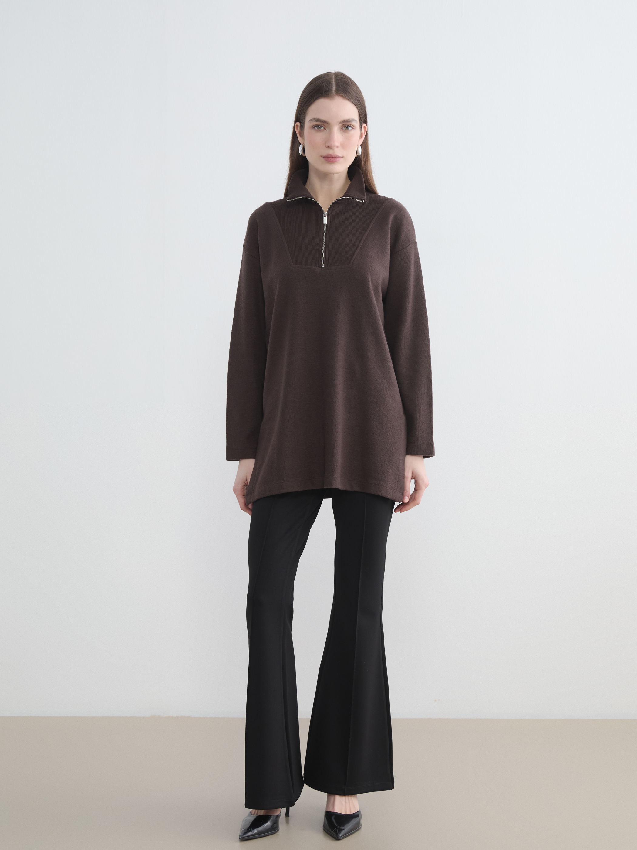LCW Modest Dik Yaka Kadın Sweatshirt Tunik görsel 2