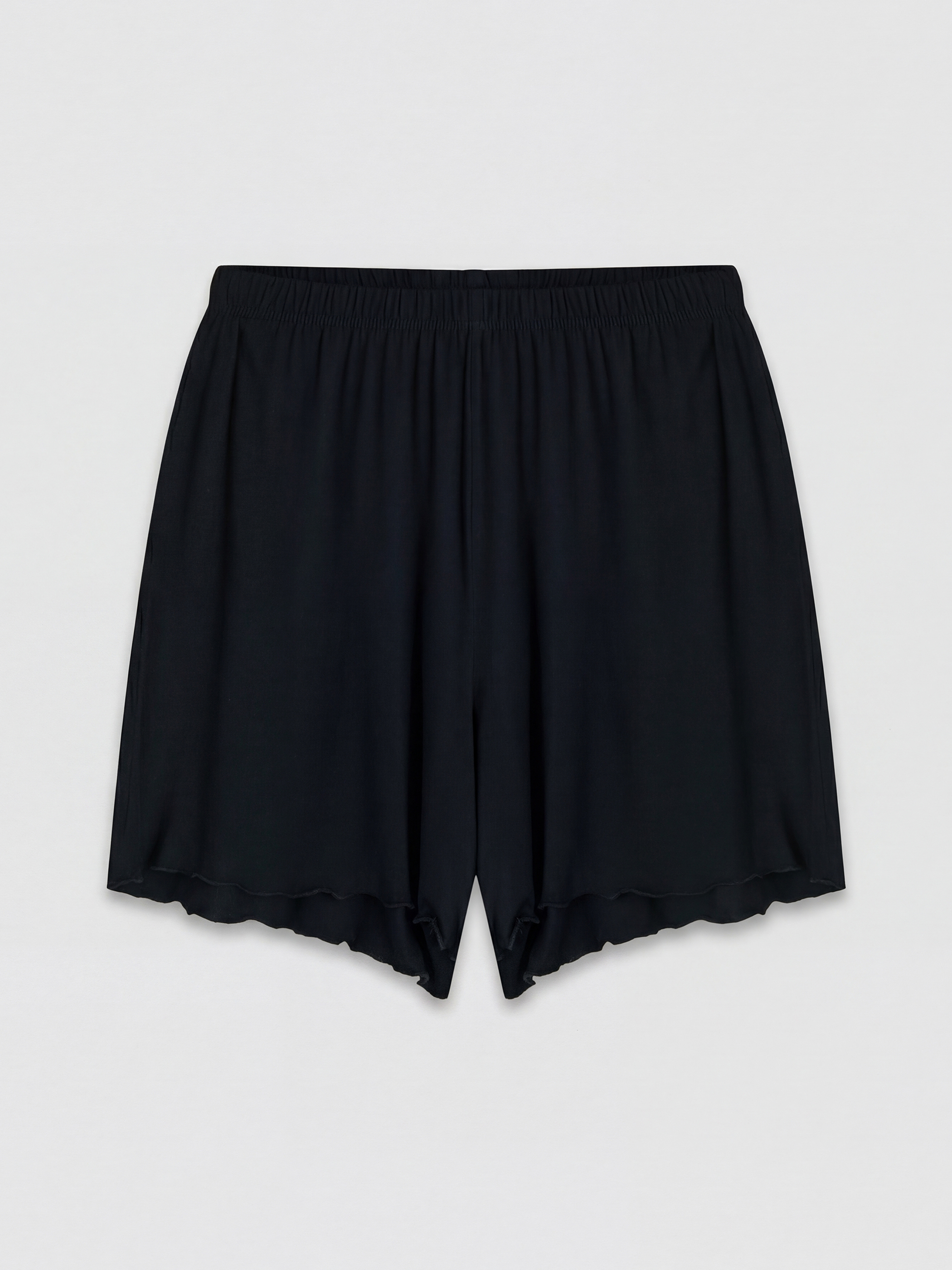 LCW DREAM V Yaka Fiyonklu Kadın Şortlu Pijama Takımı görsel 8