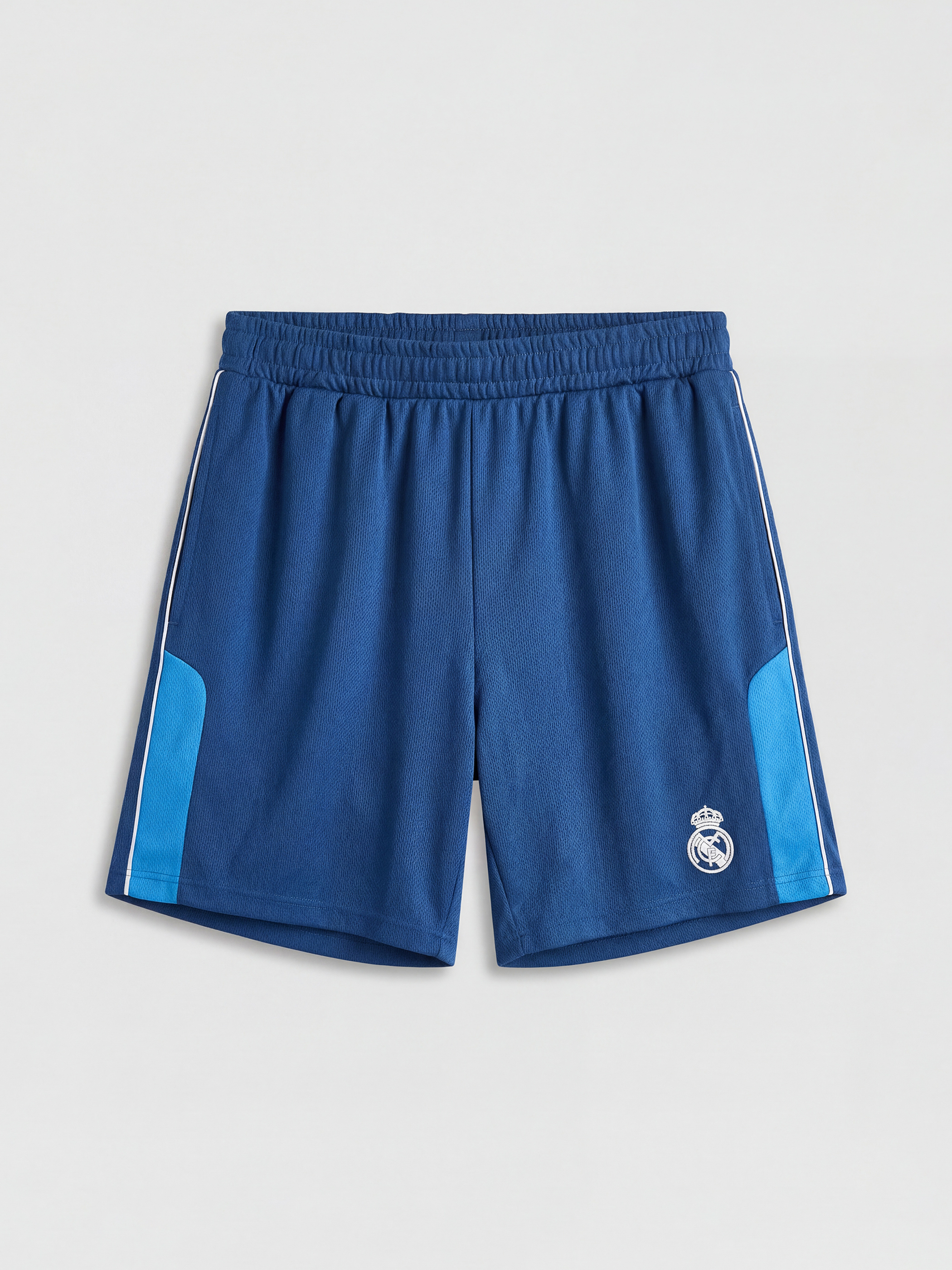 XSIDE ACTIVE Real Madrid Amblemli Erkek Şort görsel 4
