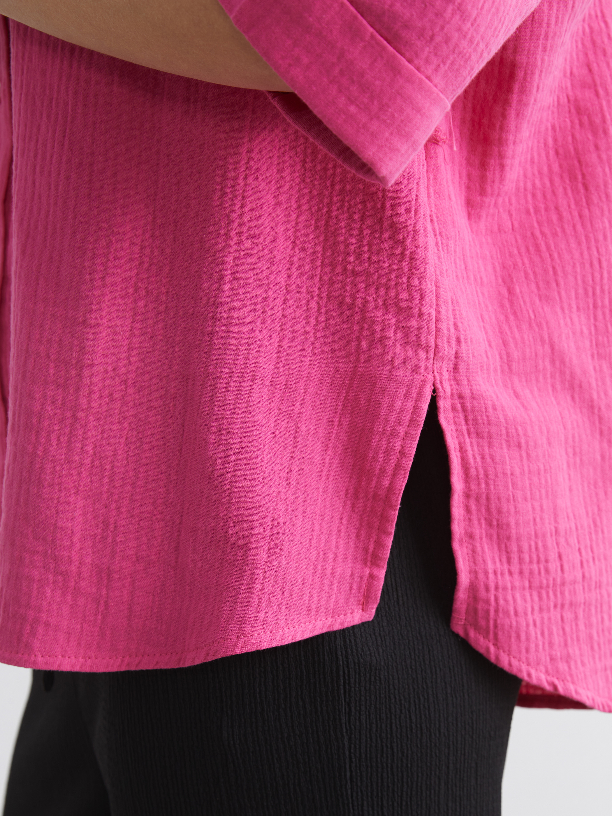 LCW Comfort Dokulu Oversize Müslin Kadın Gömlek görsel 3