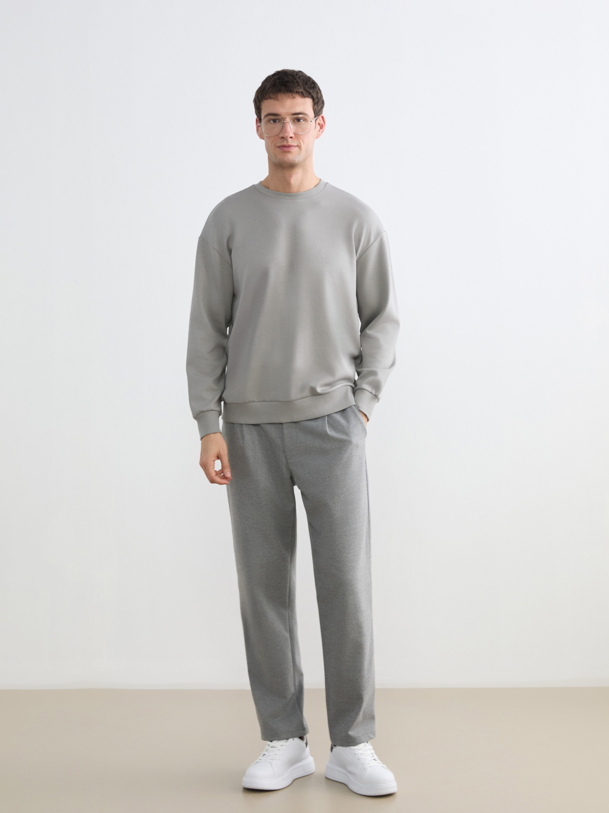 LCW Vision Bisiklet Yaka Erkek Sweatshirt görsel 2