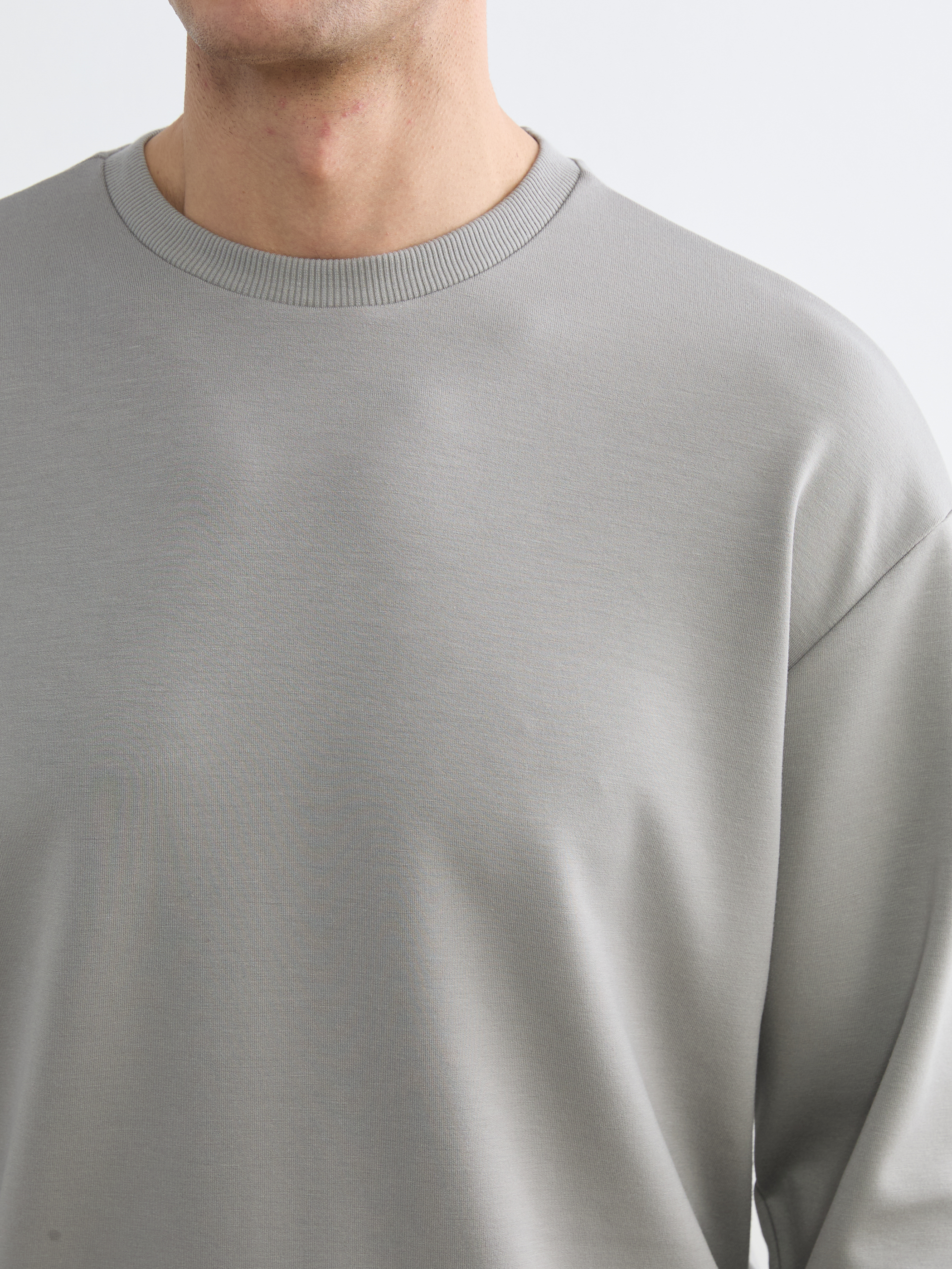 LCW Vision Bisiklet Yaka Erkek Sweatshirt görsel 3