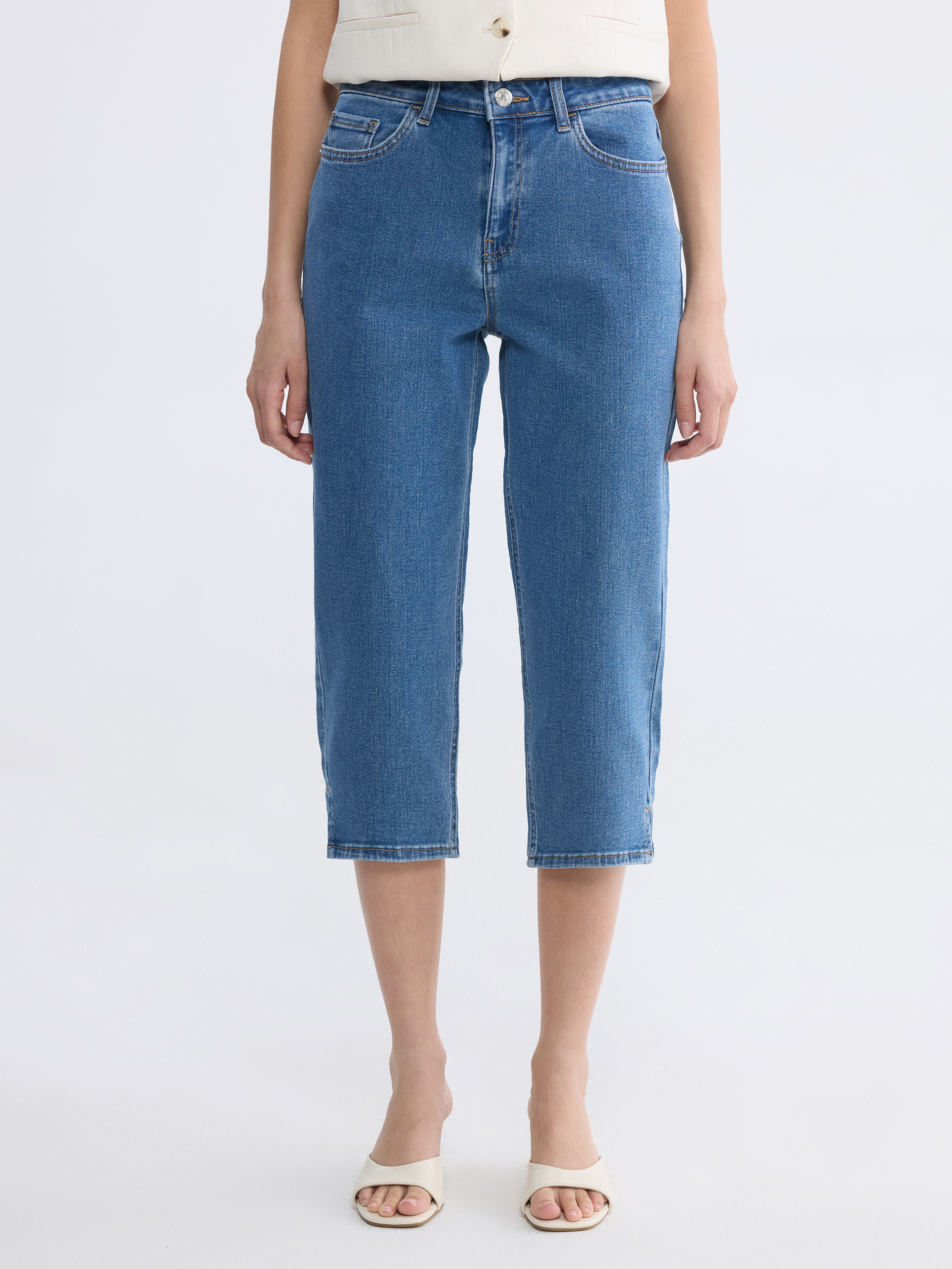 LCWAIKIKI Classic Yüksek Bel Slim Fit Kadın Jean Kapri görsel 2