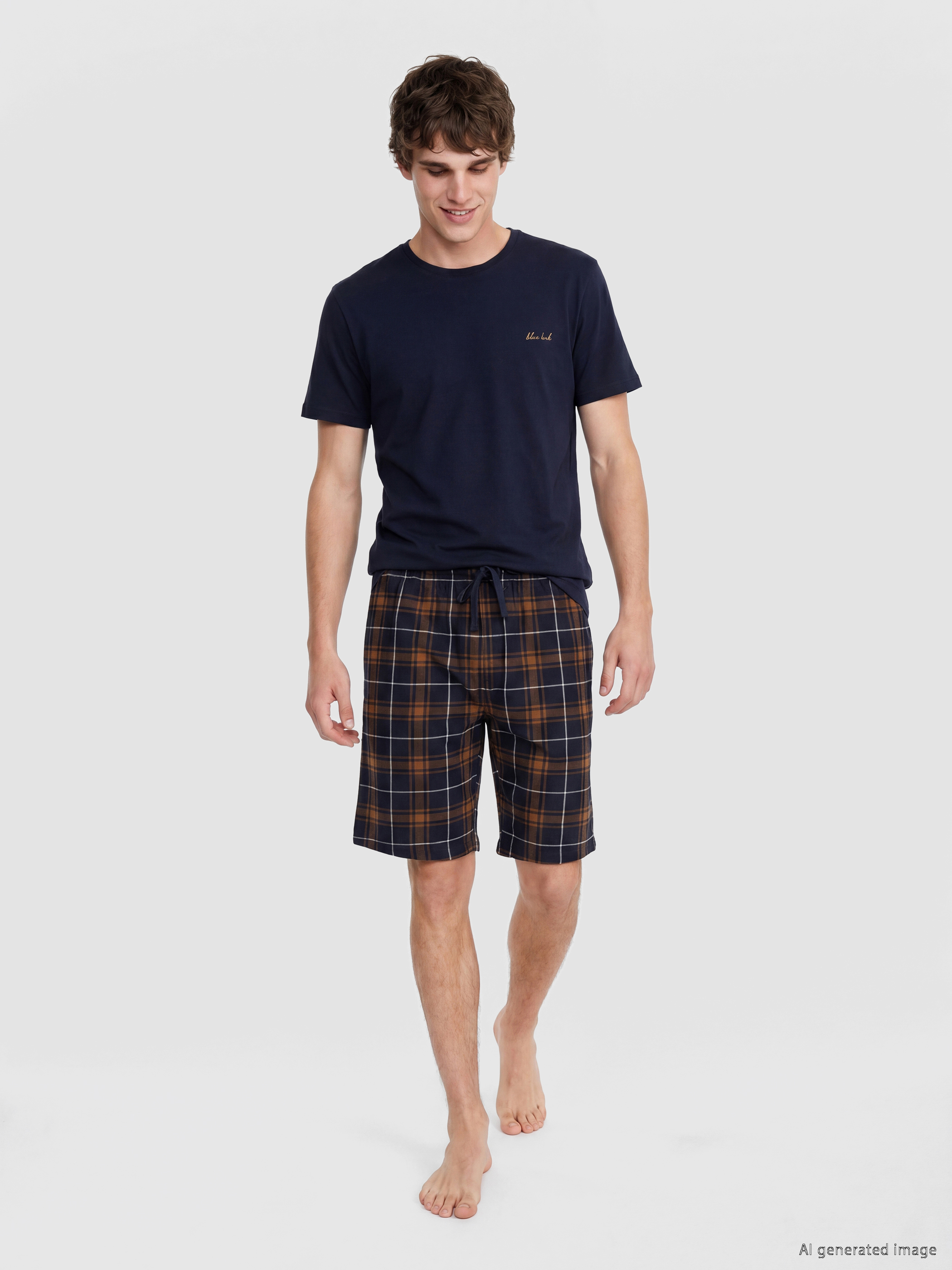 LC WAIKIKI Standart Kalıp Ekose Erkek Şortlu Pijama Takımı görsel 2