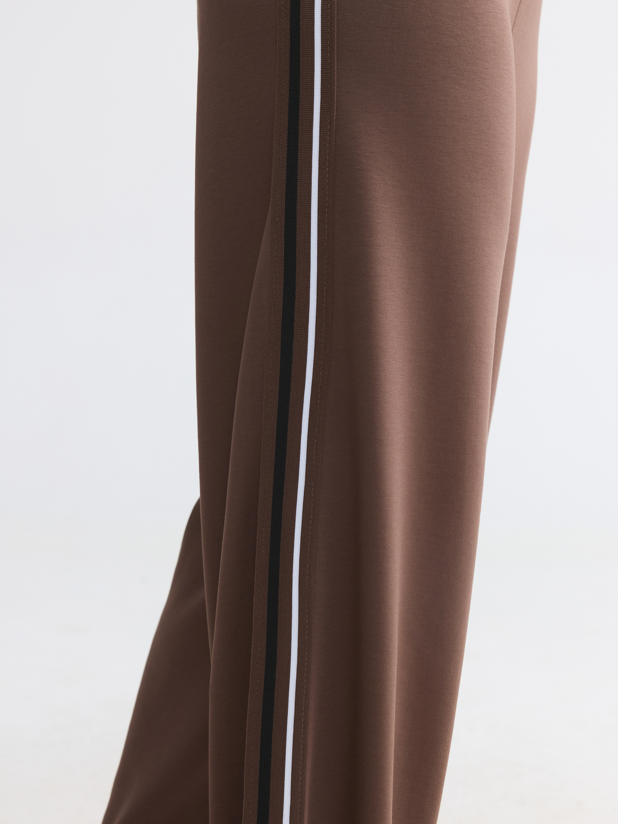 LCW Comfort Beli Lastikli Soft Touch Kadın Eşofman Altı görsel 3