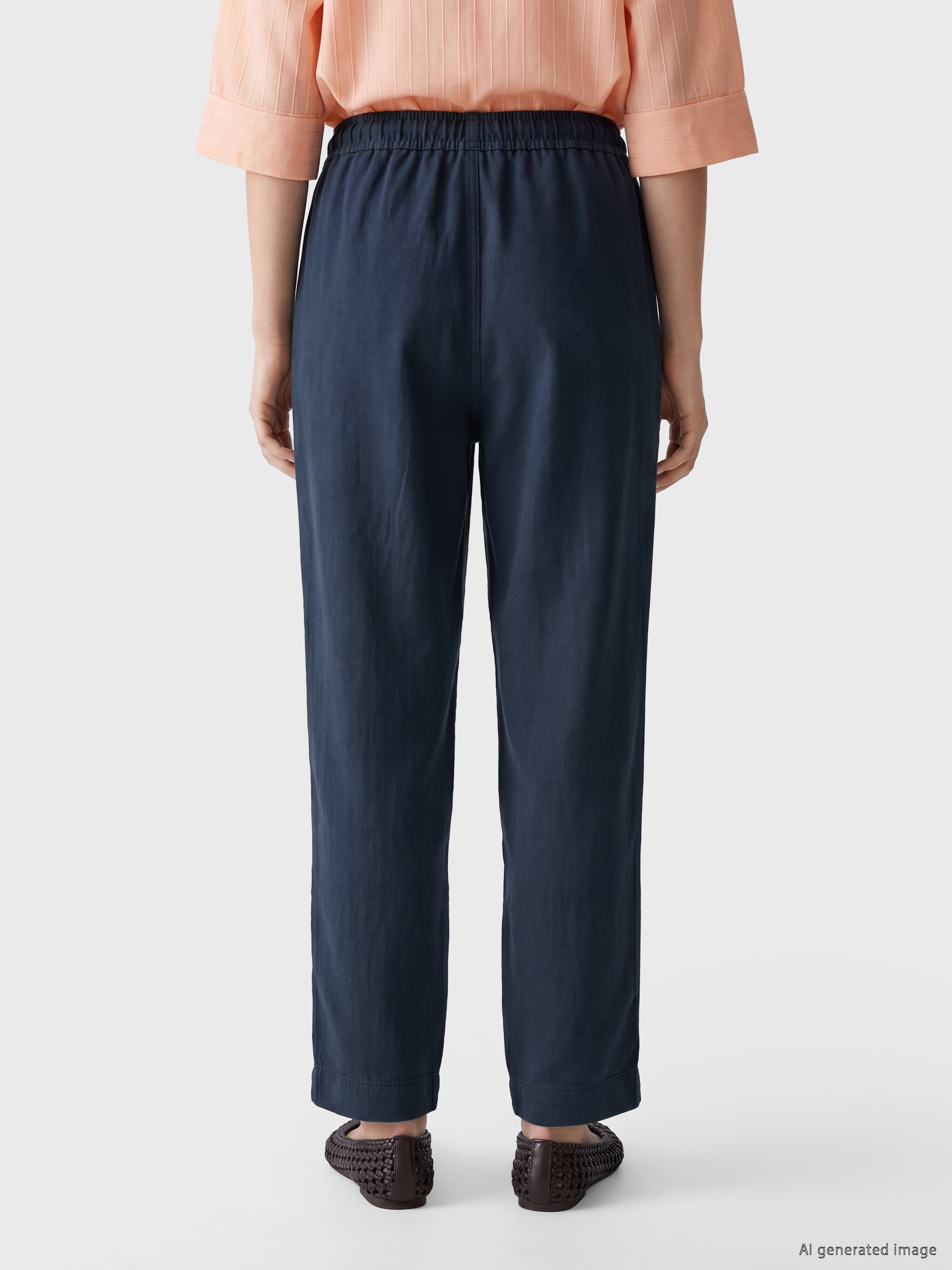 LCW Jeans Beli Lastikli Carrot Fit Kadın Jean Pantolon görsel 4