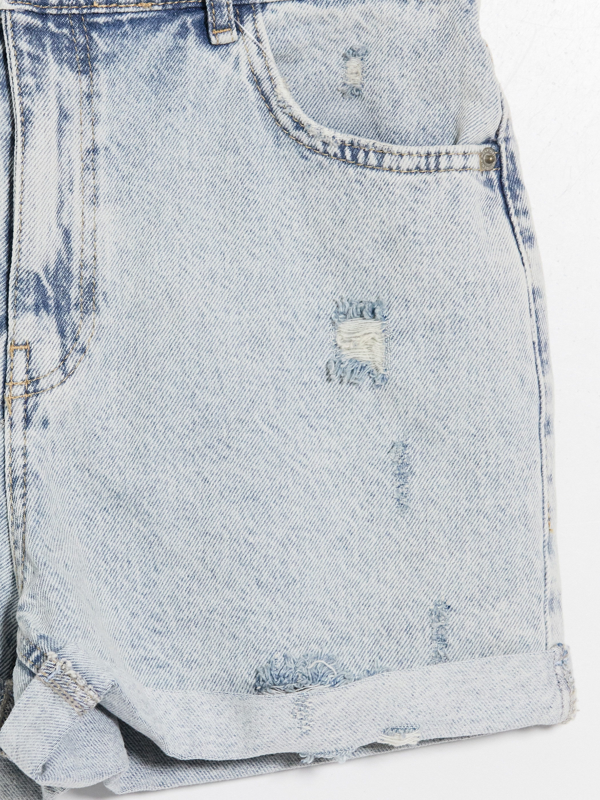 LCW Jeans Yırtık Detaylı Kadın Jean Şort görsel 6