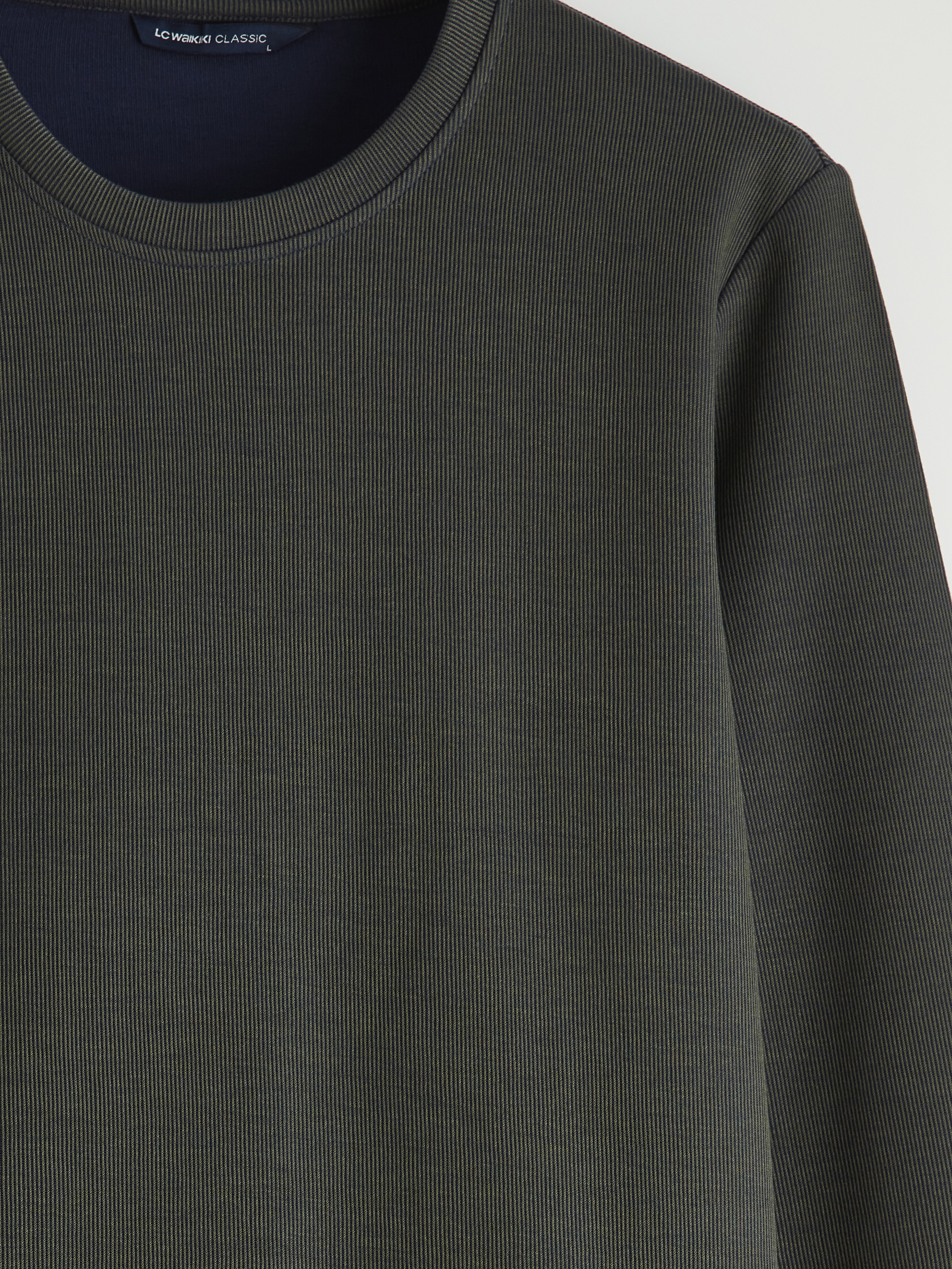 LCWAIKIKI Classic Bisiklet Yaka Erkek Sweatshirt görsel 6