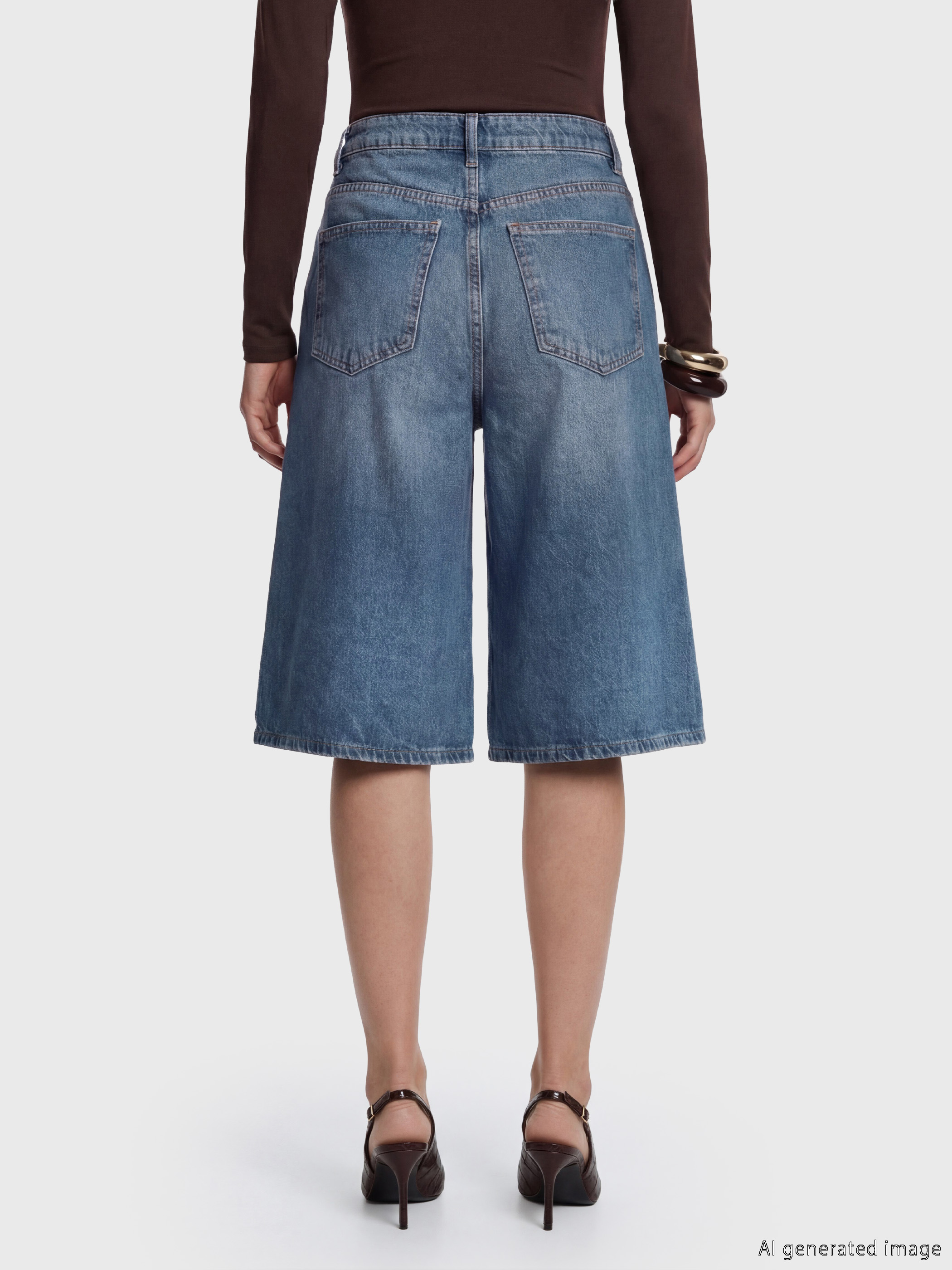 LCW Jeans Bermuda Fit Kadın Jean Şortolon görsel 4