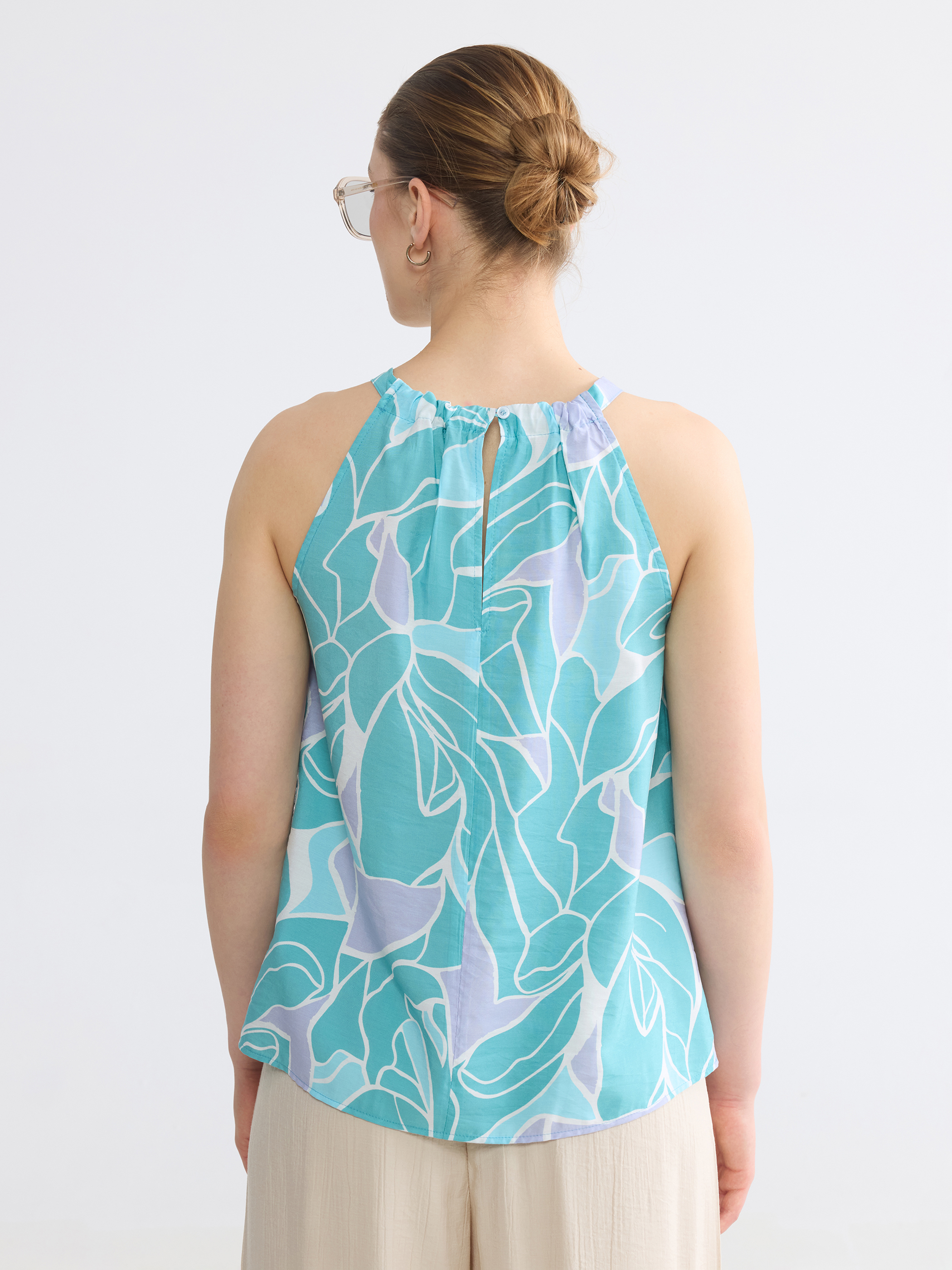 LCW Comfort Halter Yaka Desenli Bluz görsel 4