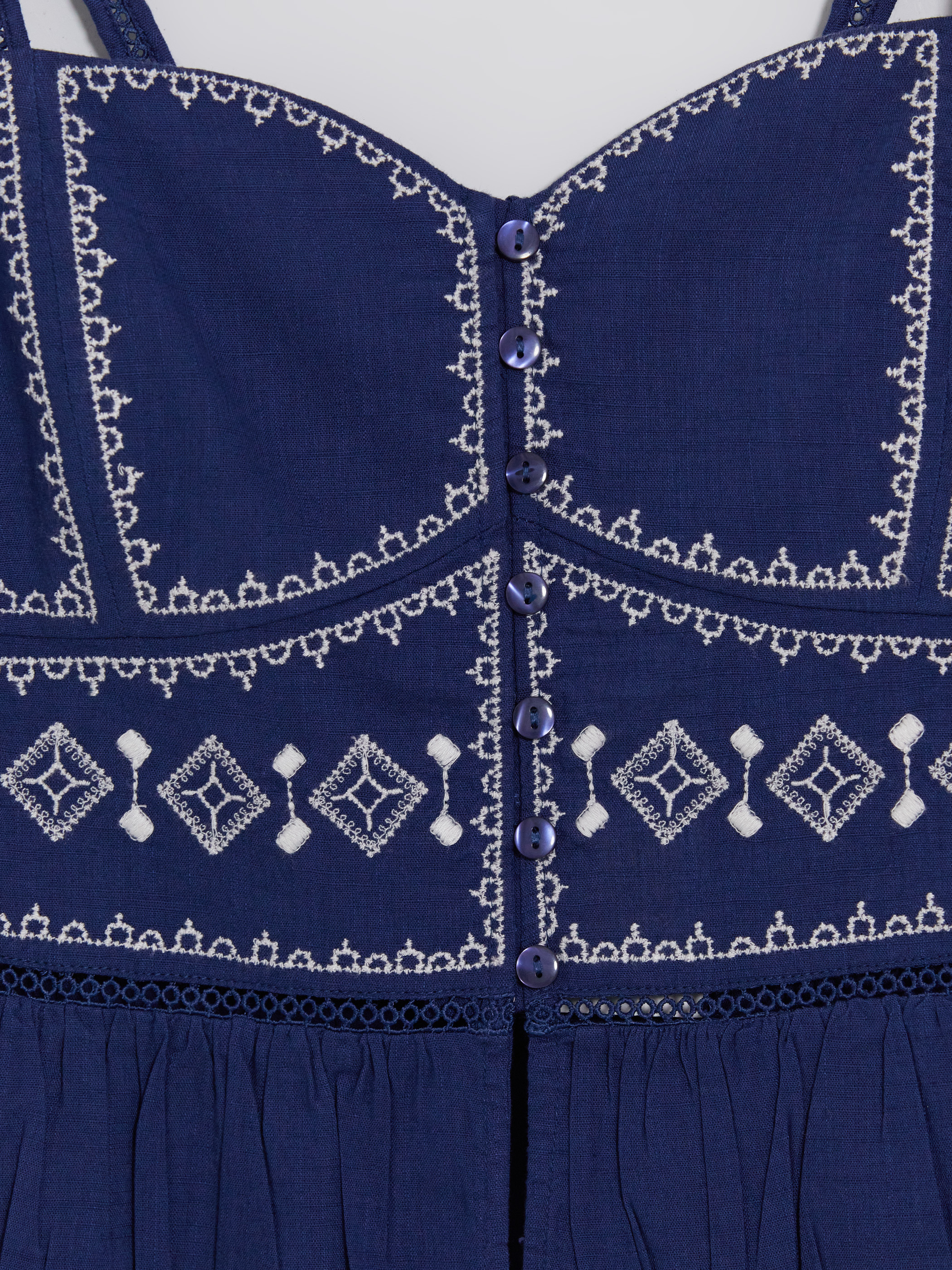 XSIDE Kalp Yaka Nakışlı Peplum Bluz görsel 7
