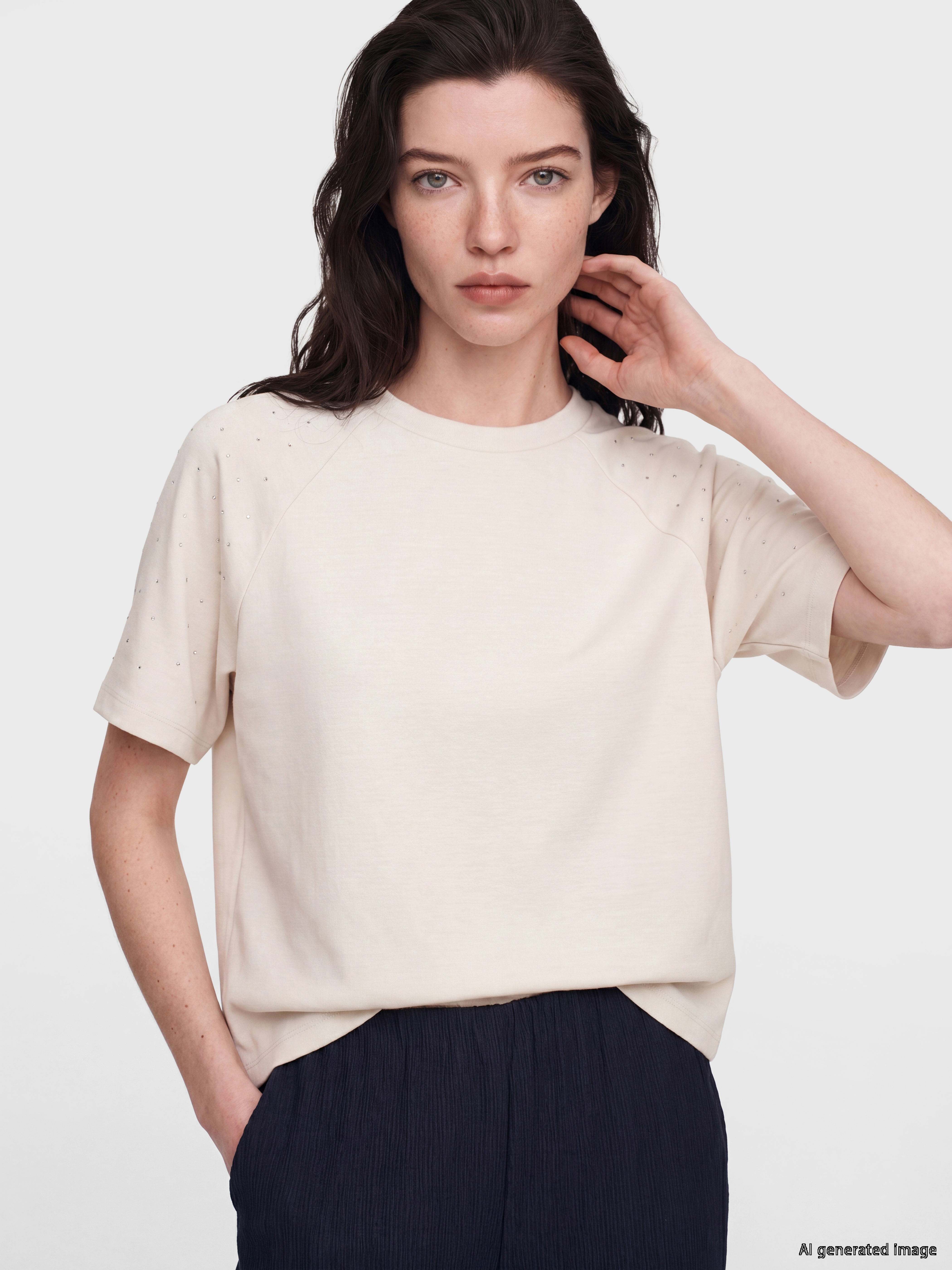 LCW Comfort Bisiklet Yaka Taş İşlemeli Bluz