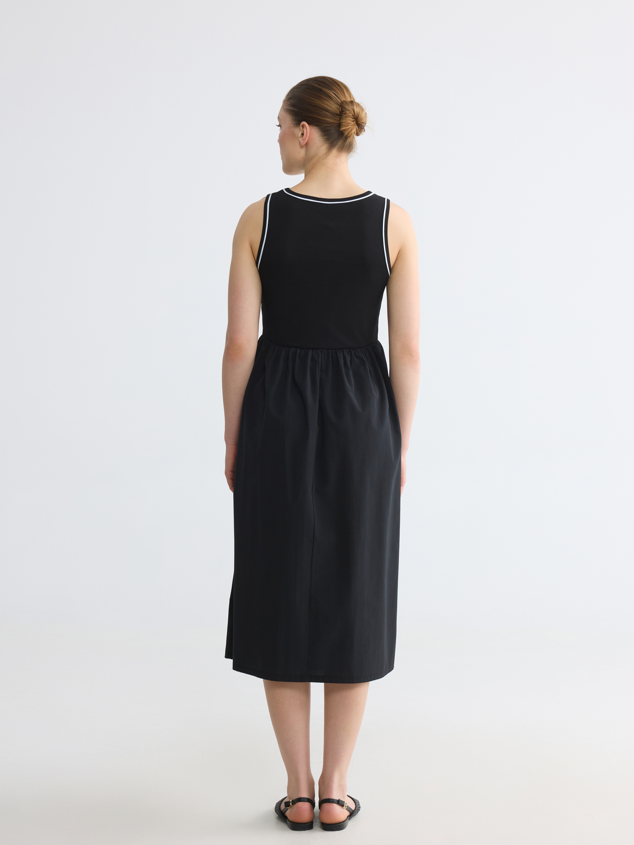 LCW Comfort Bisiklet Yaka Belden Oturtmalı Elbise görsel 4
