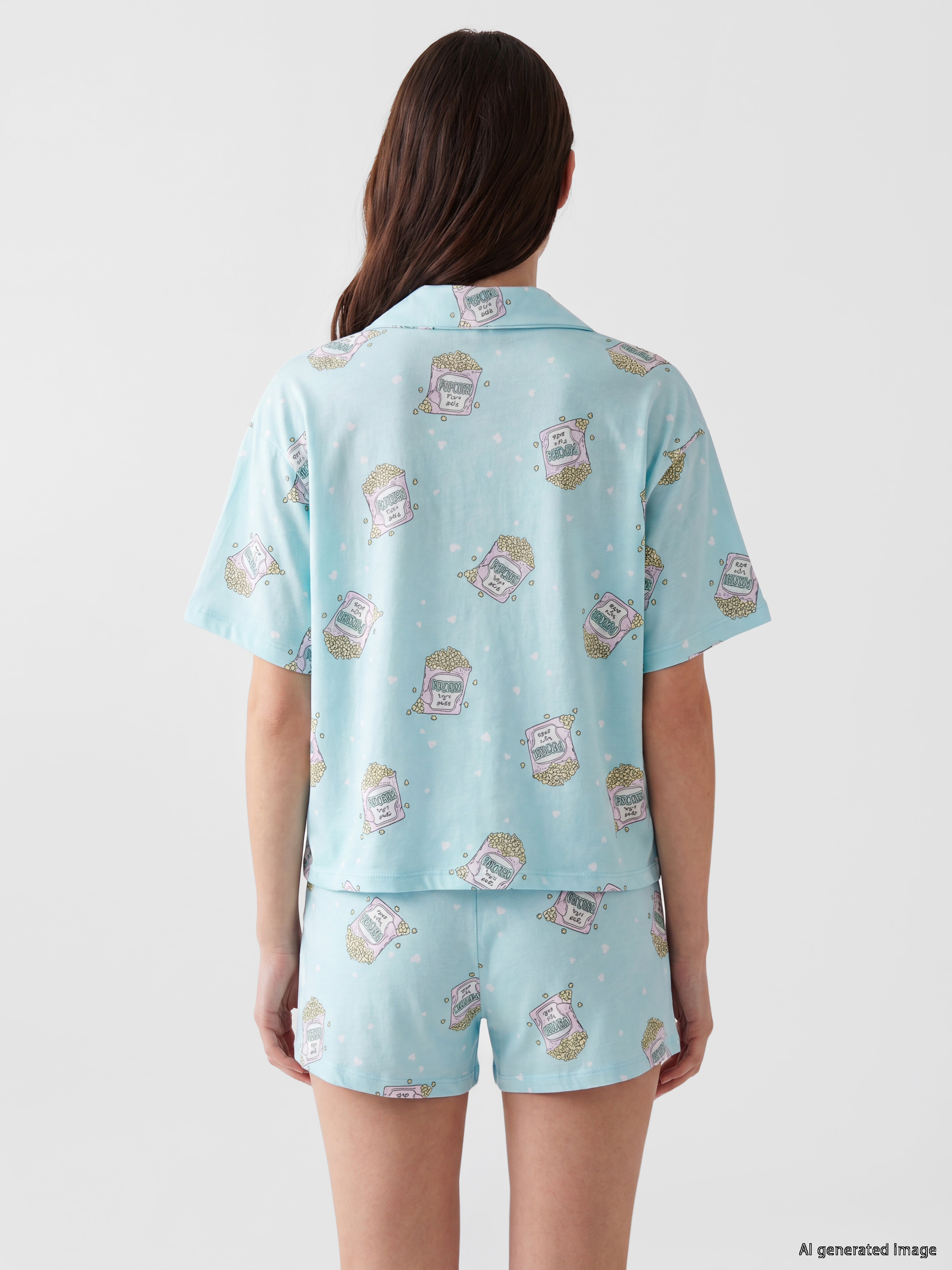 LCW Young Gömlek Yaka Baskılı Kadın Şortlu Pijama Takımı görsel 4