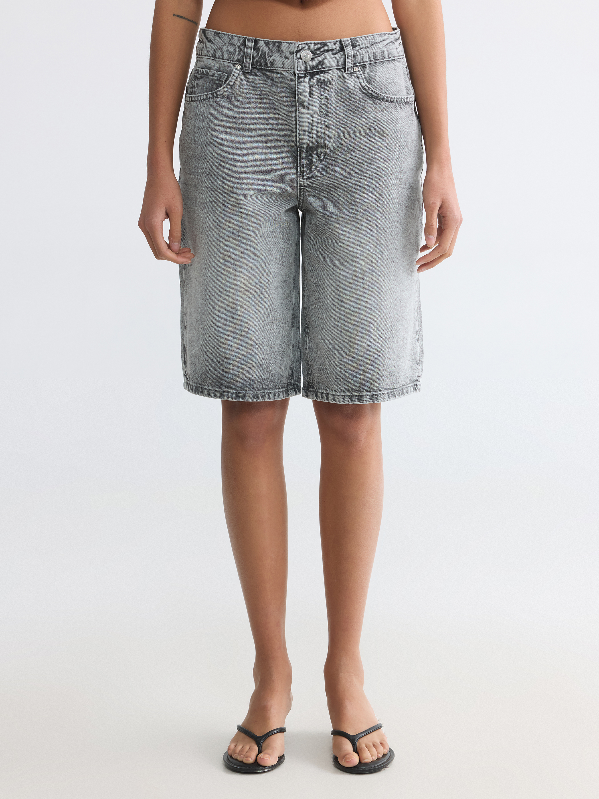 XSIDE Bermuda Fit Kadın Jean Şortolon görsel 2