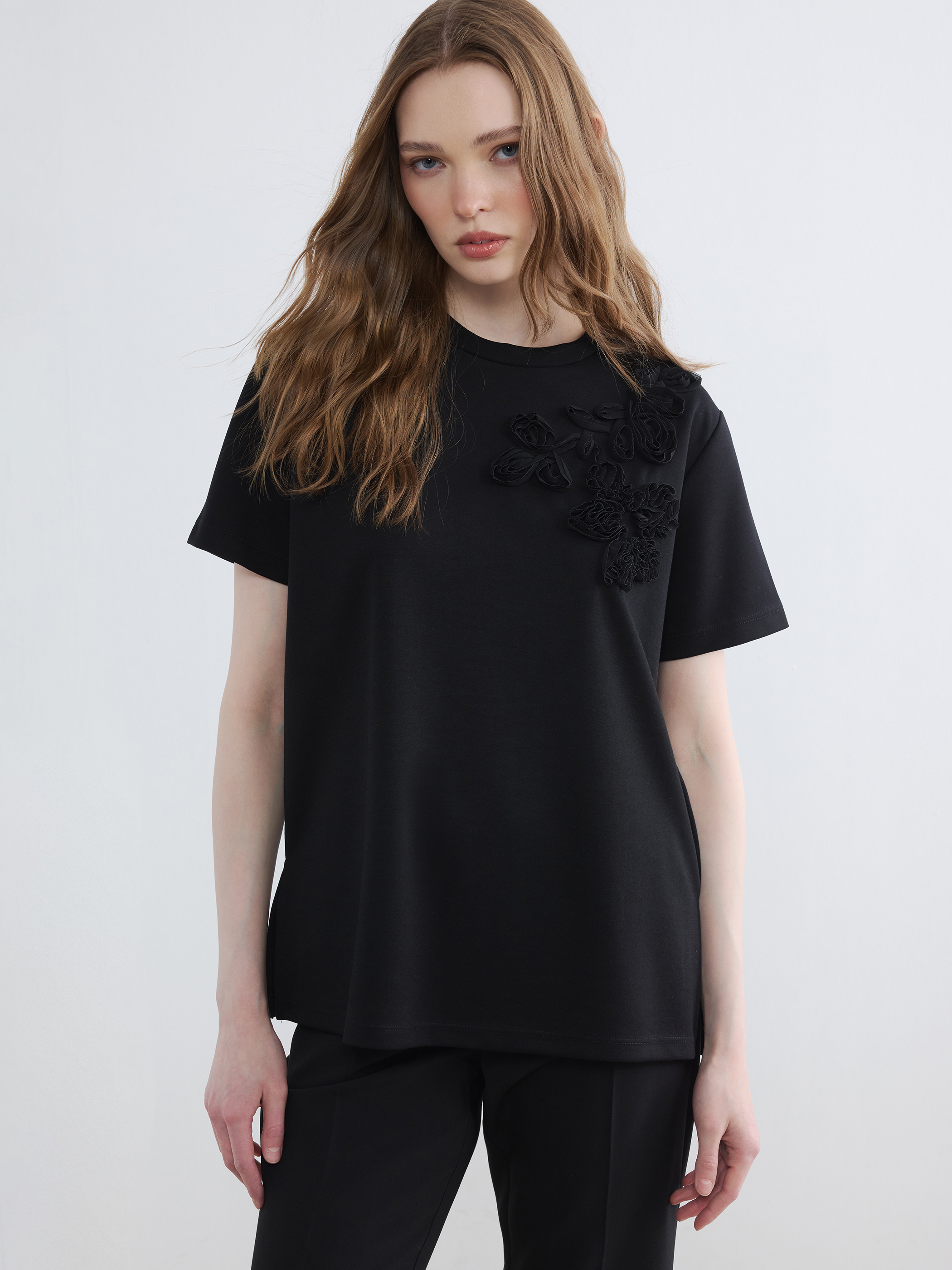 LCW Modest Nakışlı Soft Touch Kadın Tişört