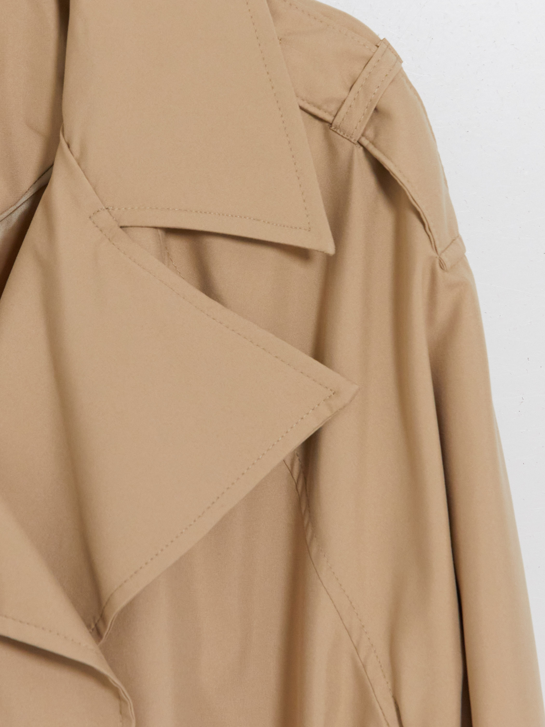 LCW Modest Kruvaze Yaka Kuşaklı Kadın Trençkot görsel 8