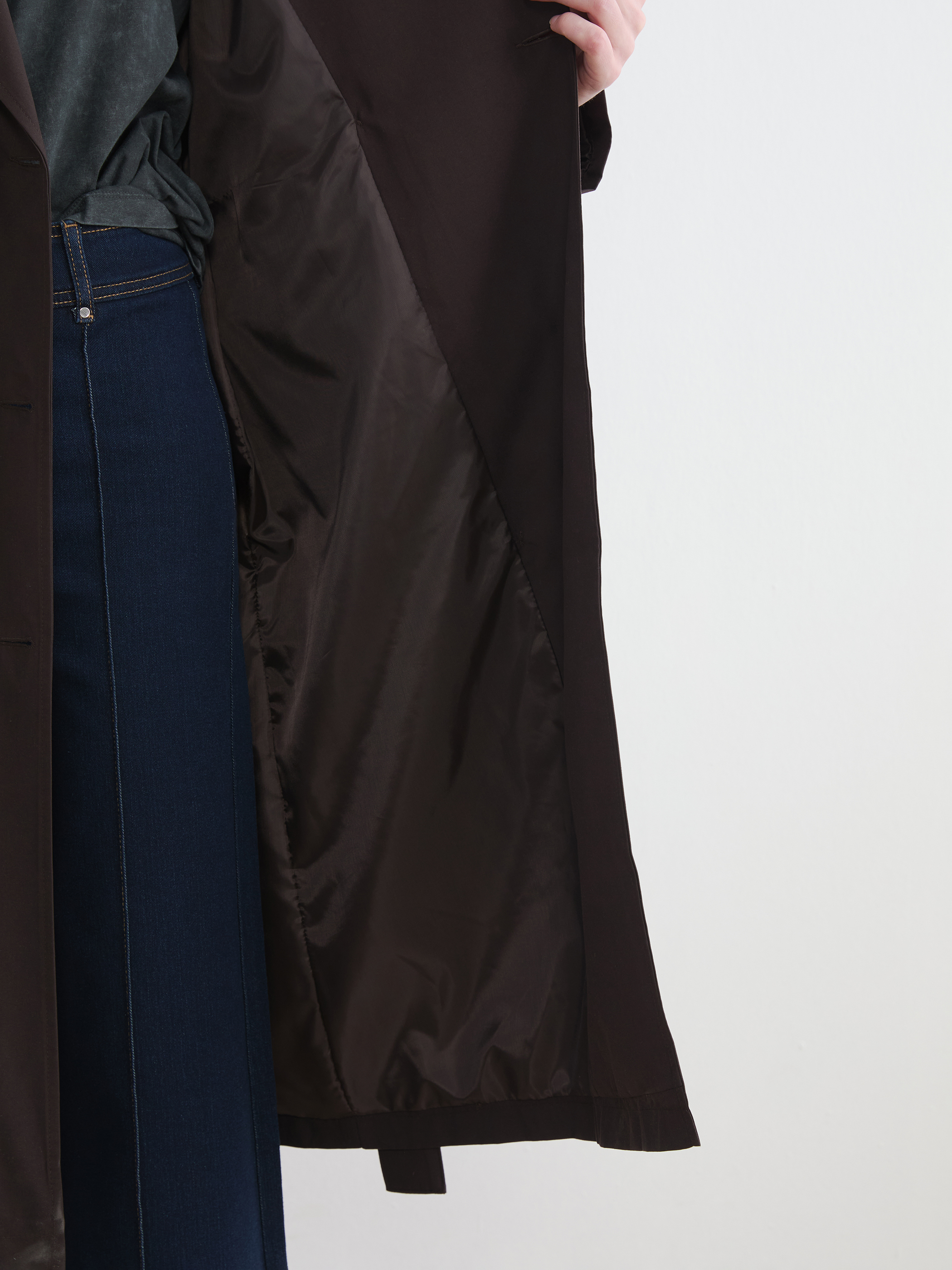 LCW Modest Kruvaze Yaka Kuşaklı Kadın Trençkot görsel 4