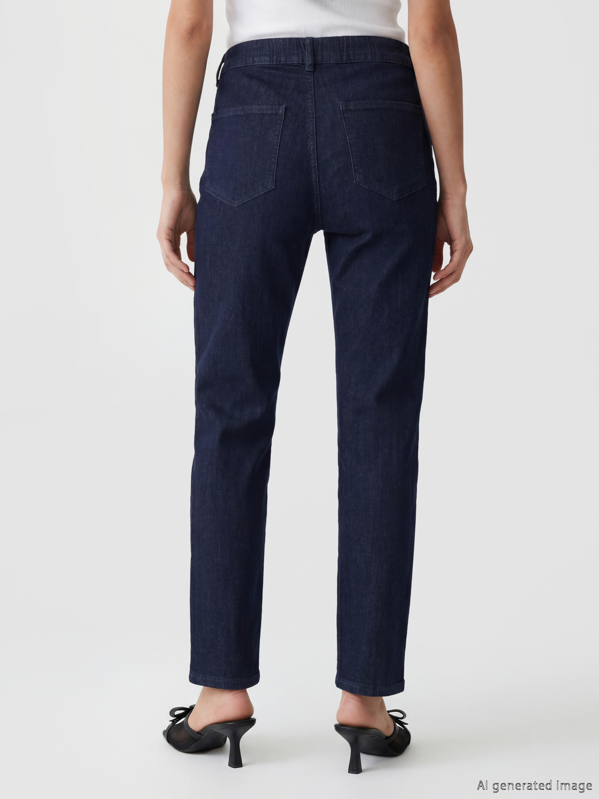 LCW Grace Straight Fit Kadın Jean Pantolon görsel 4