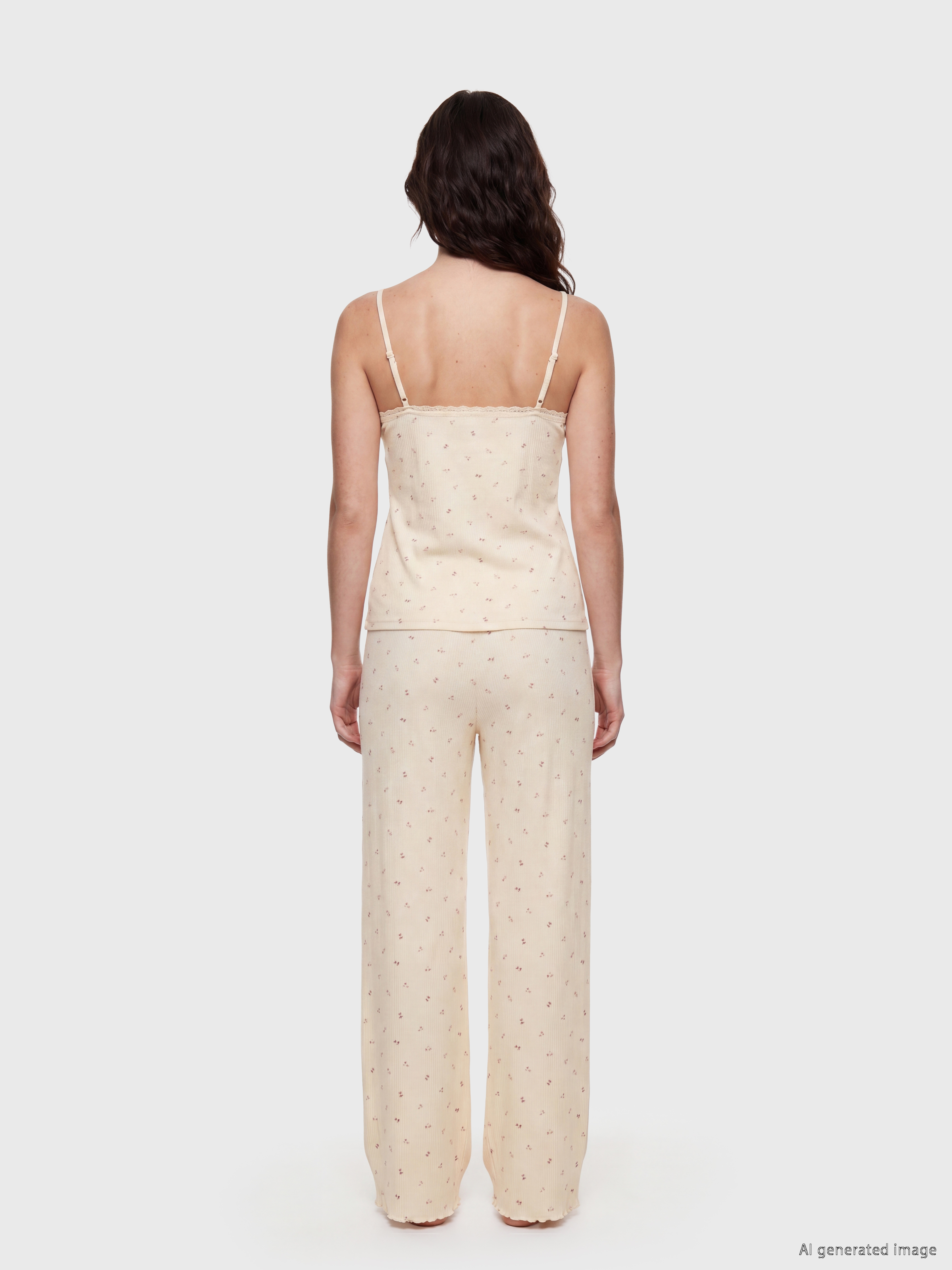 LCW DREAM U Yaka Çiçekli Kadın Pijama Takım görsel 4