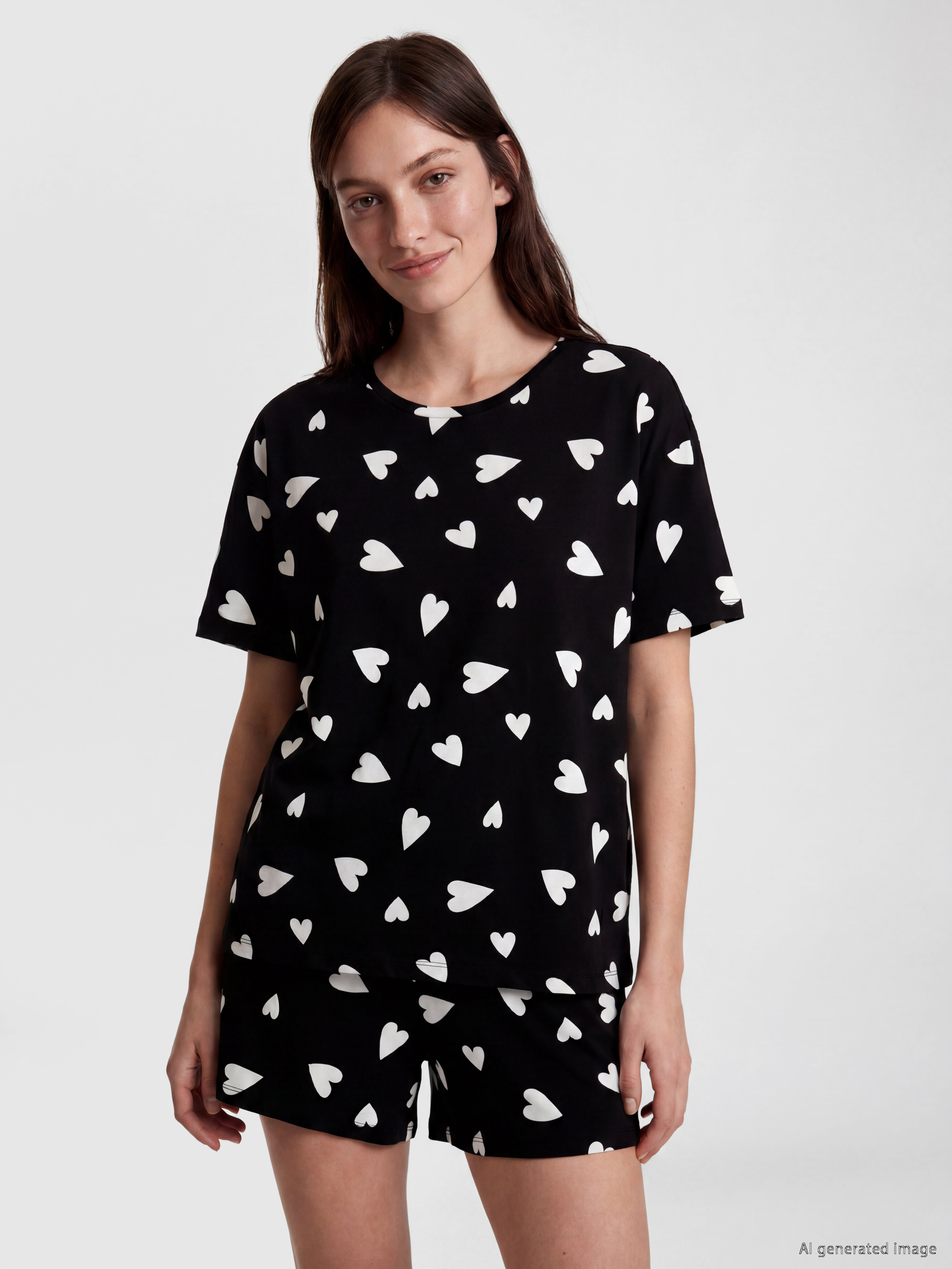 LCW DREAM Kalp Desenli Kadın Şortlu Pijama Takımı