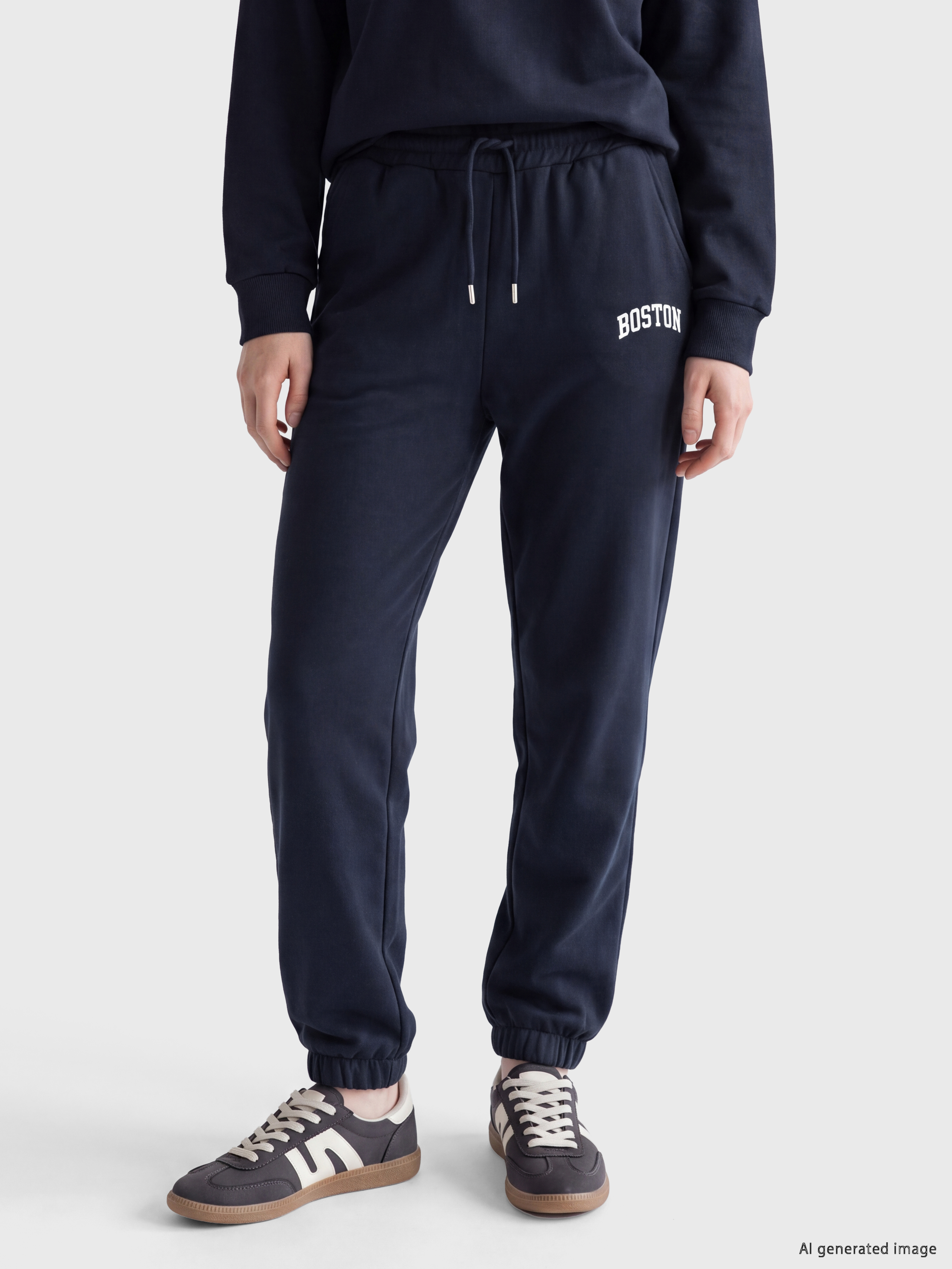 XSIDE Nakışlı Kadın Jogger Eşofman Altı görsel 2
