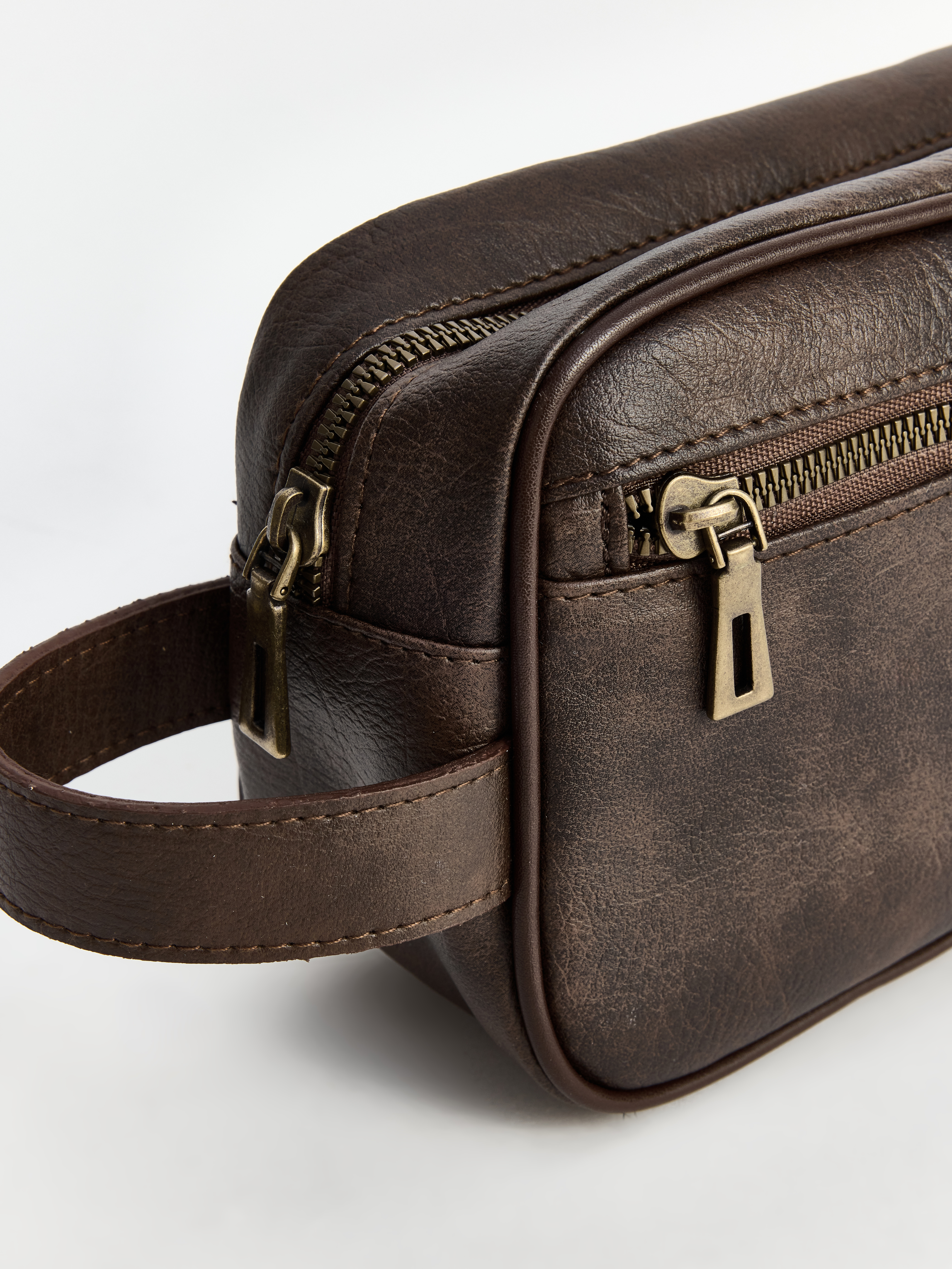 LCW ACCESSORIES Deri Görünümlü Erkek El Çantası görsel 4
