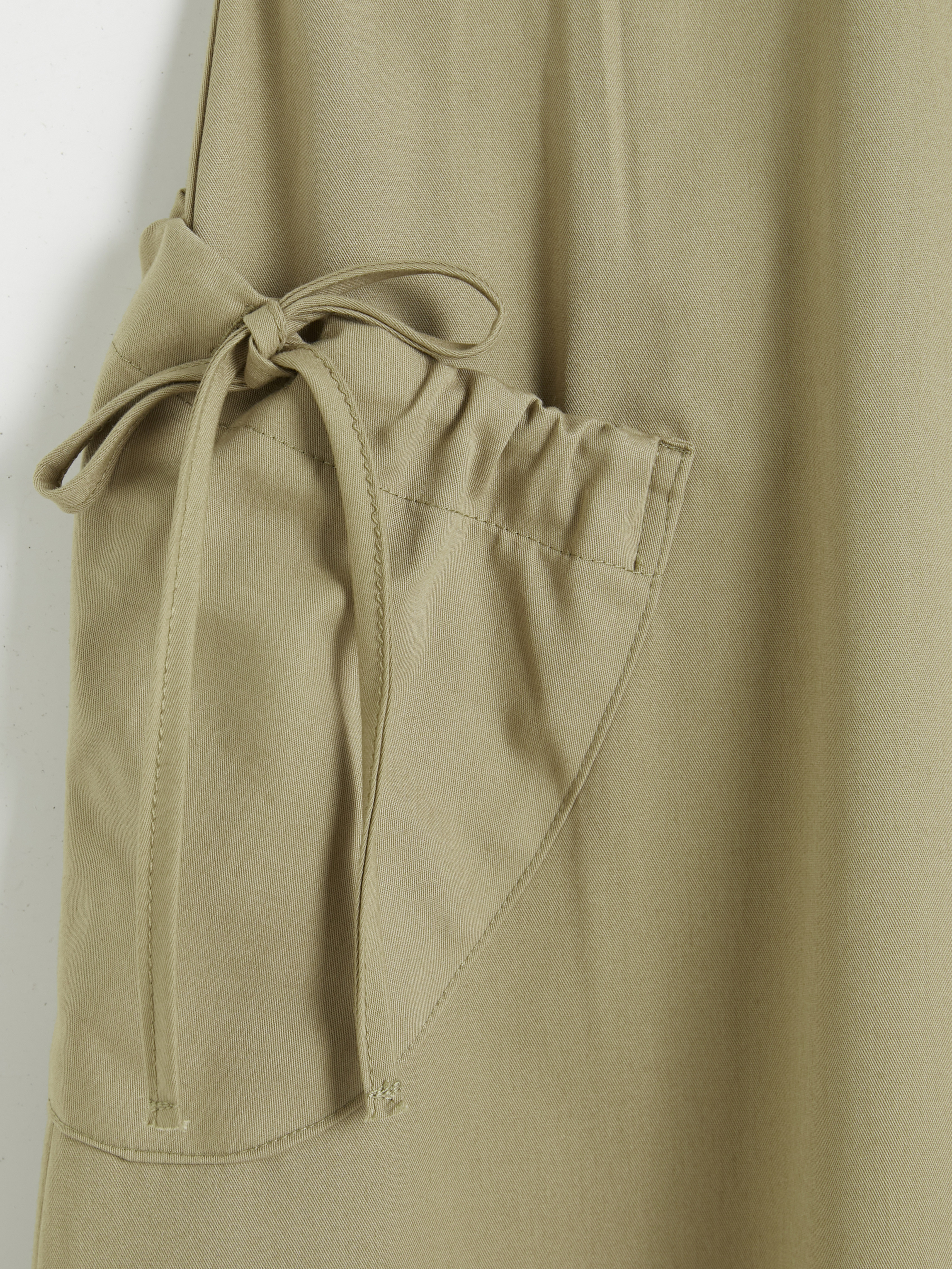 LCW Modest Kare Yaka Büzgü Cepli Gabardin Elbise görsel 8