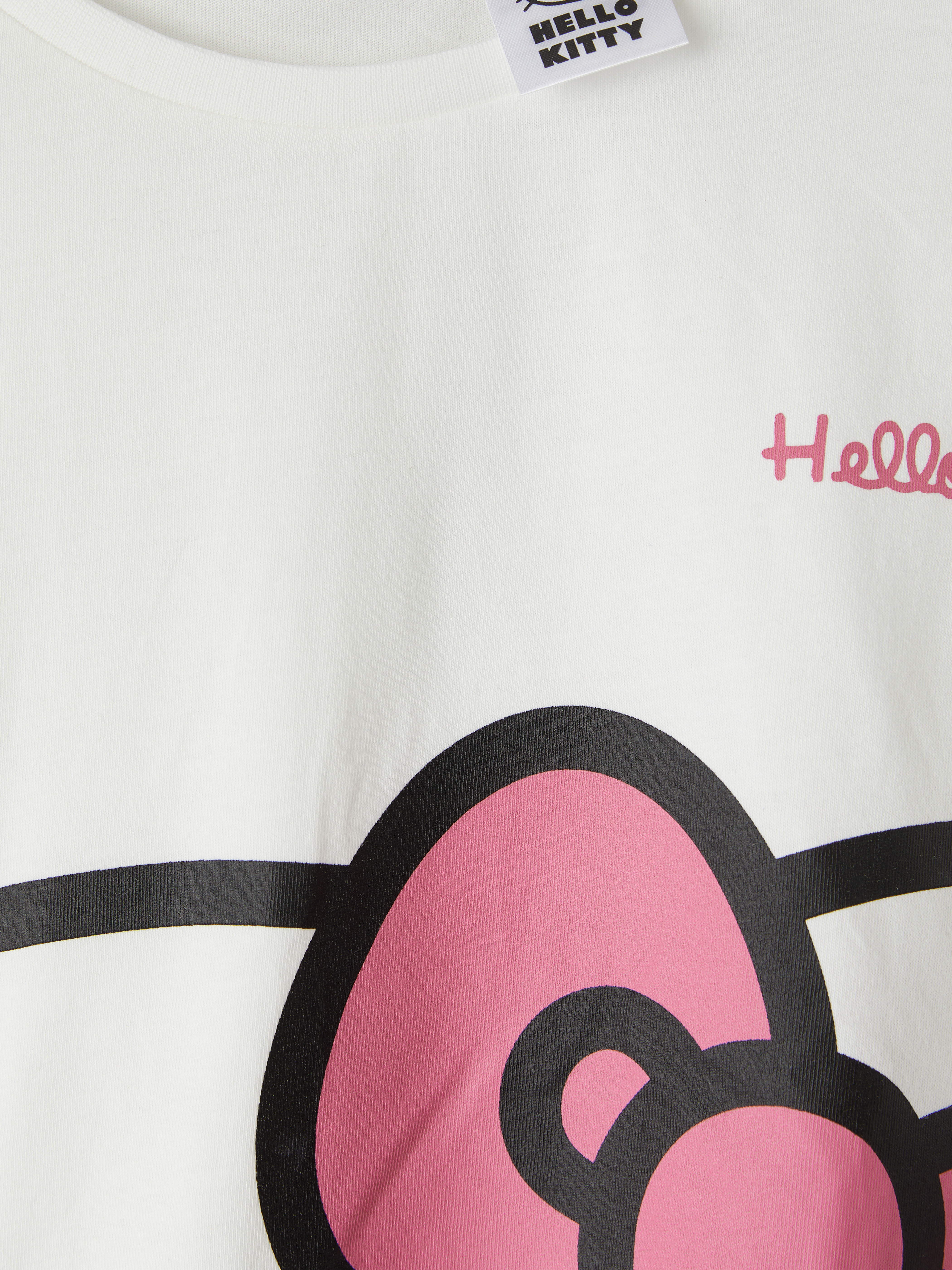 LCW Young Keseli Hello Kitty Baskılı Kadın Şortlu Pijama Takımı görsel 7