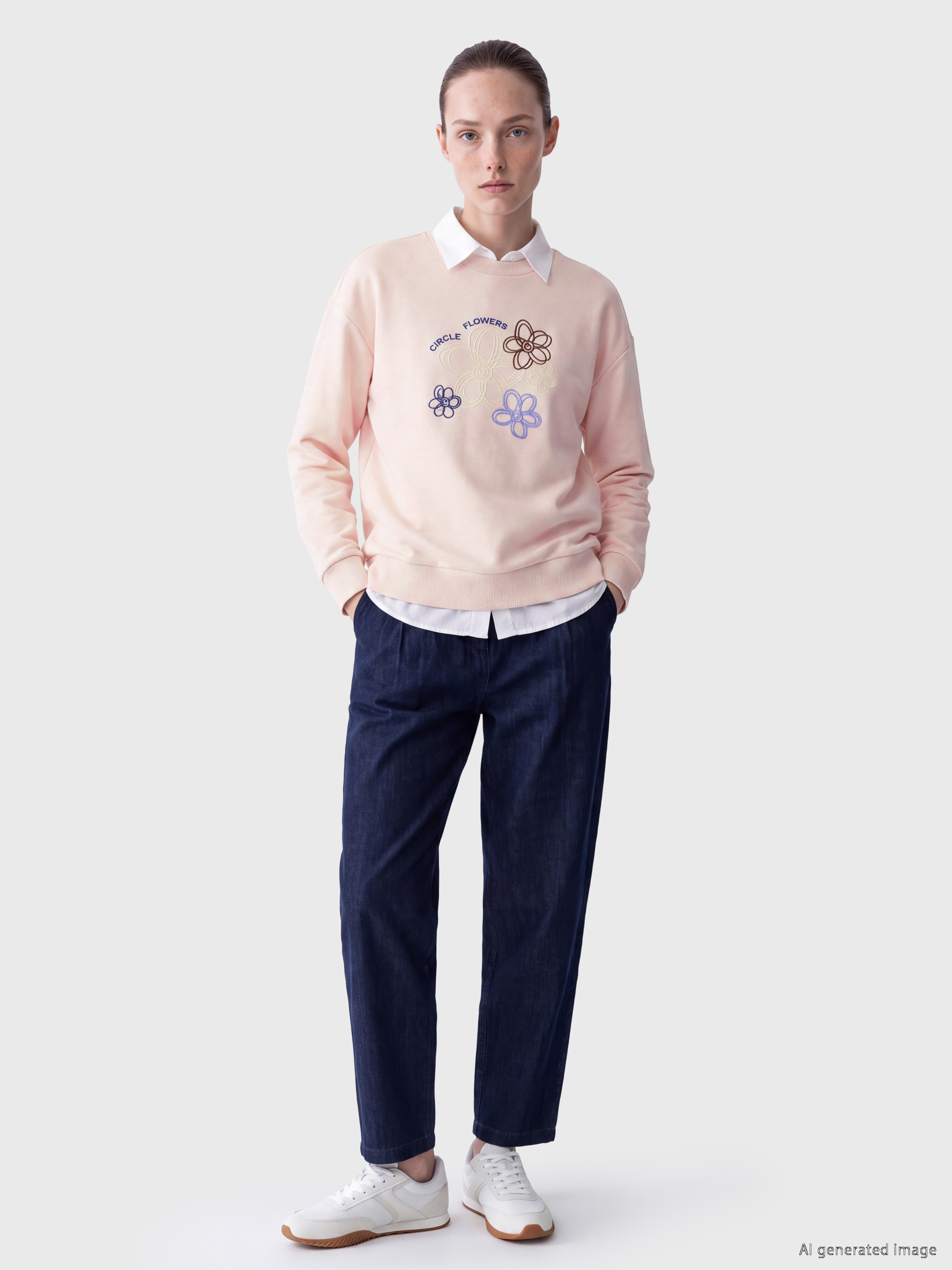 LCW Comfort Çiçek Nakışlı Kadın Kalın Sweatshirt görsel 2