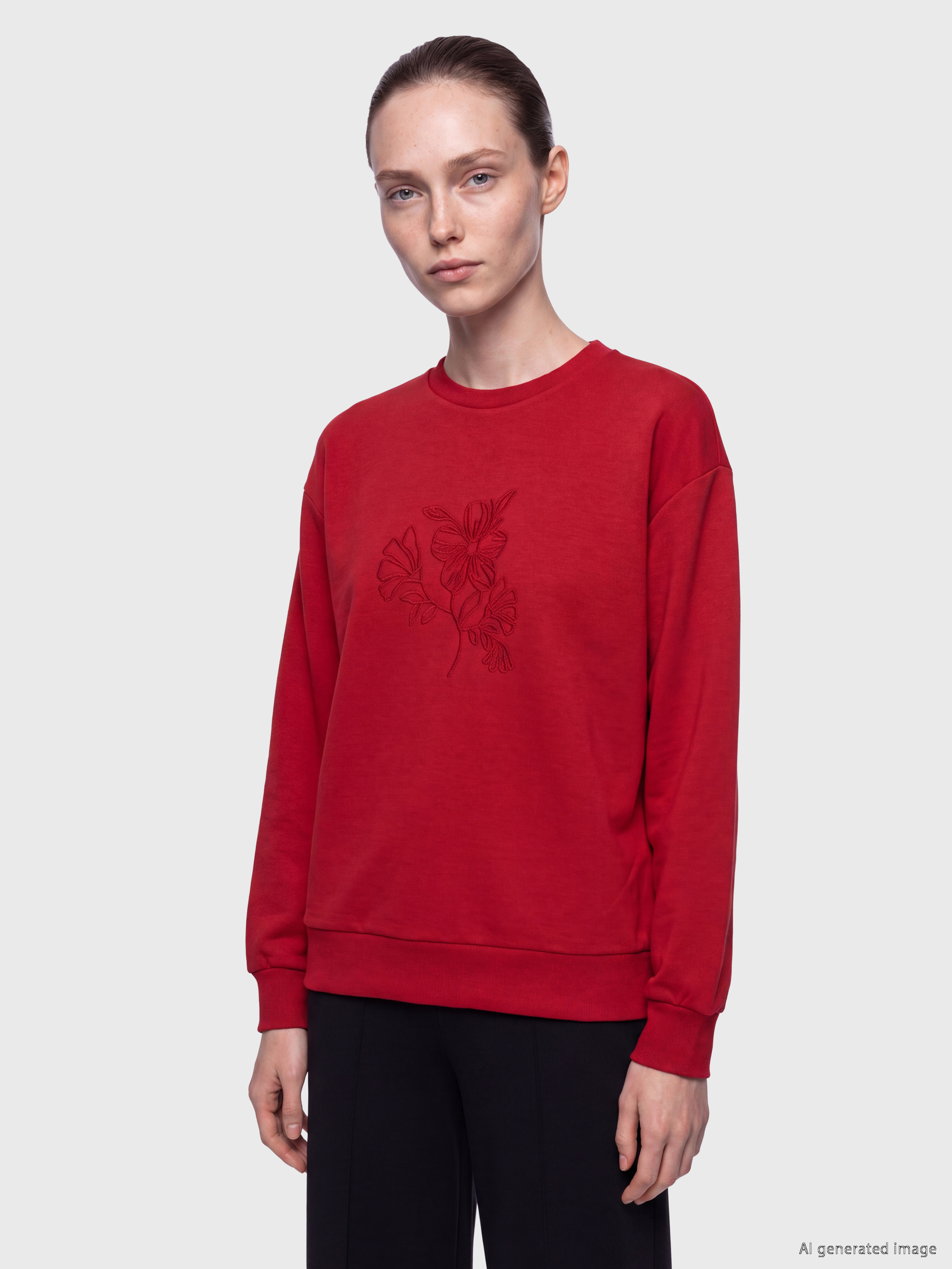 LCW Comfort Nakışlı Soft Touch Kadın Sweatshirt görsel 2