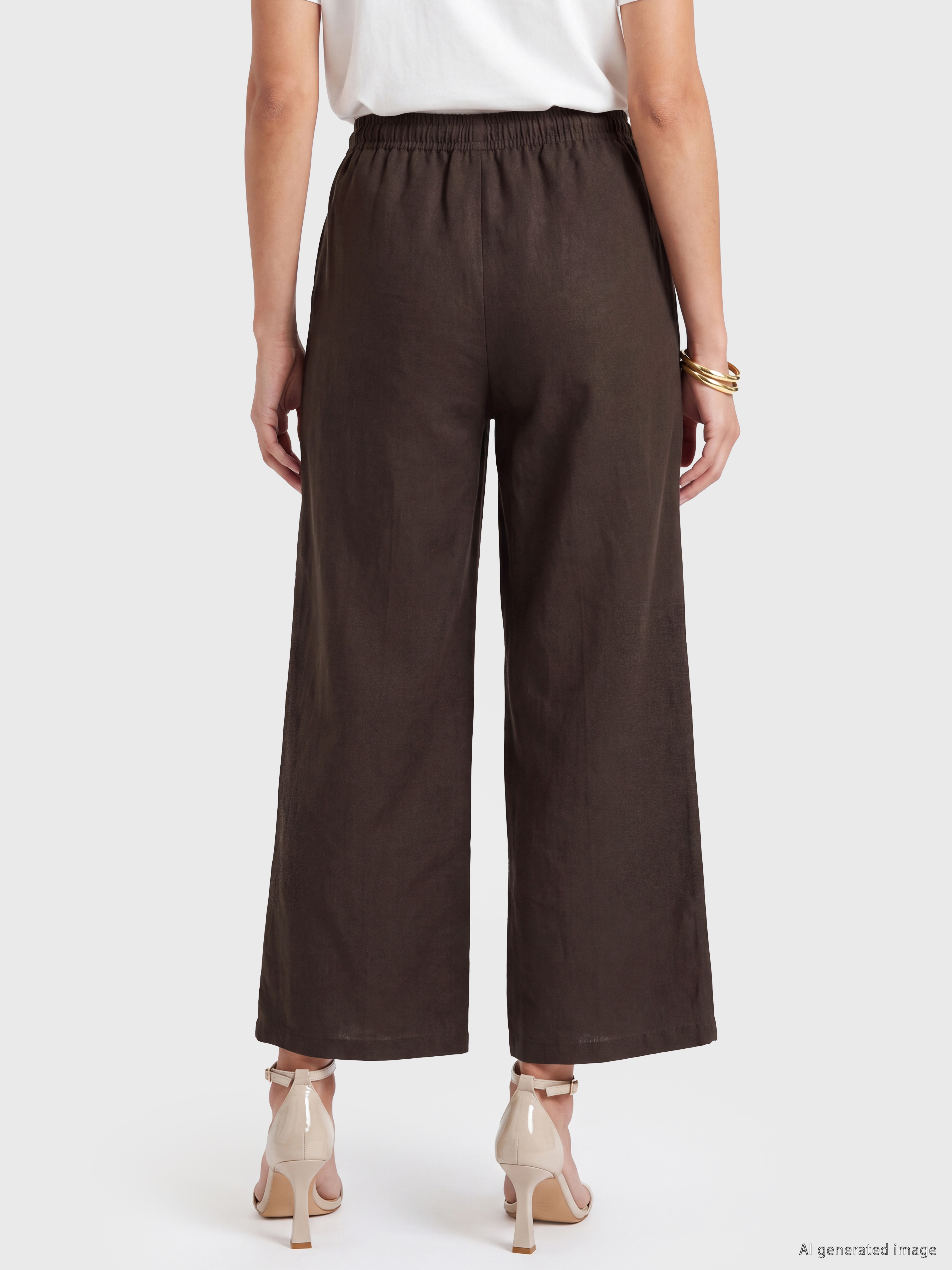 LCWAIKIKI Classic Beli Lastikli Geniş Paça Kadın Pantolon görsel 4