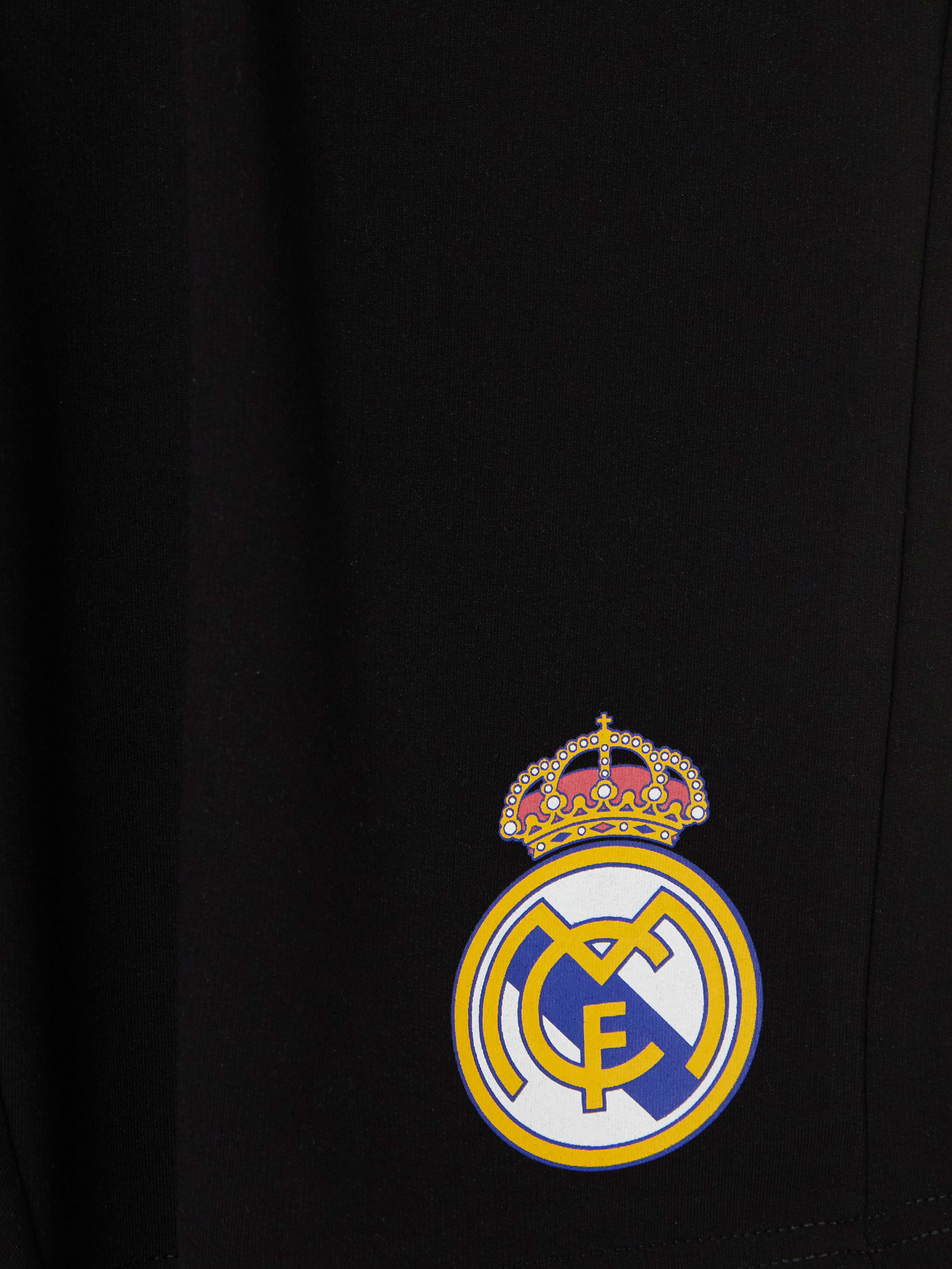 LC WAIKIKI Real Madrid Baskılı Erkek Şort görsel 2