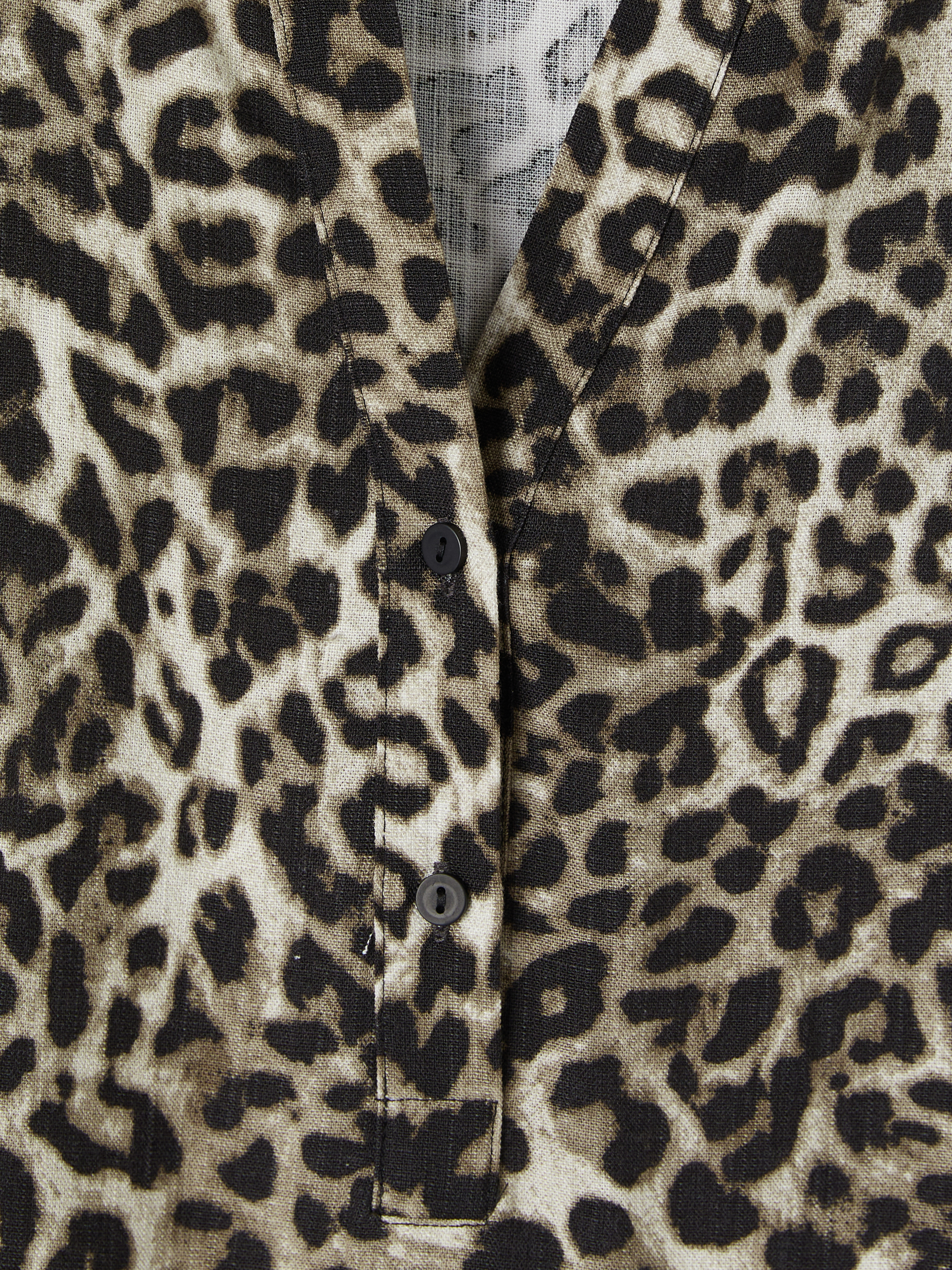 LCW EVERYDAY Kaçık Yaka Leopar Desenli Bluz görsel 6