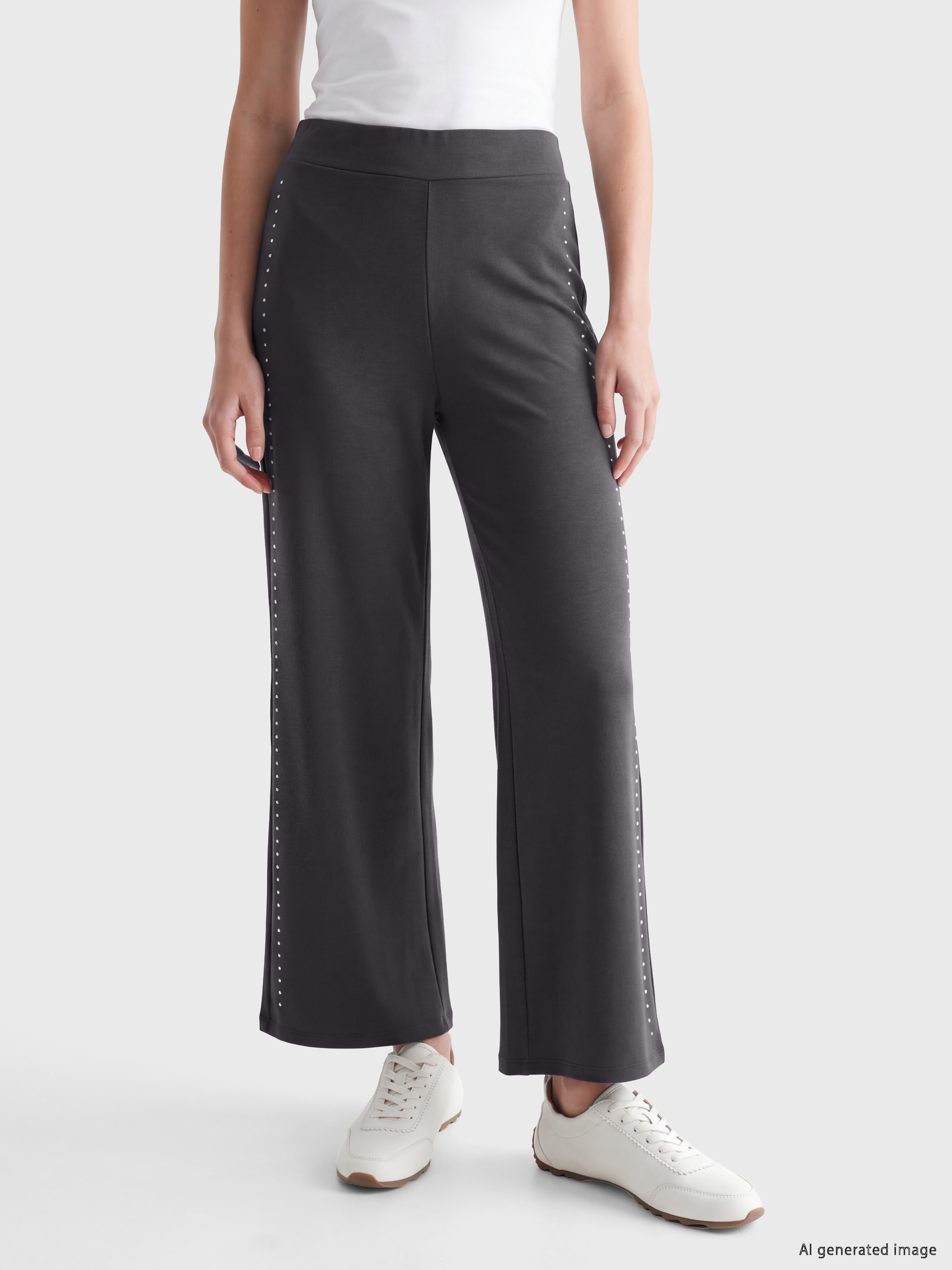 LCW Modest Zımba Detaylı Soft Touch Kadın Eşofman Altı görsel 2