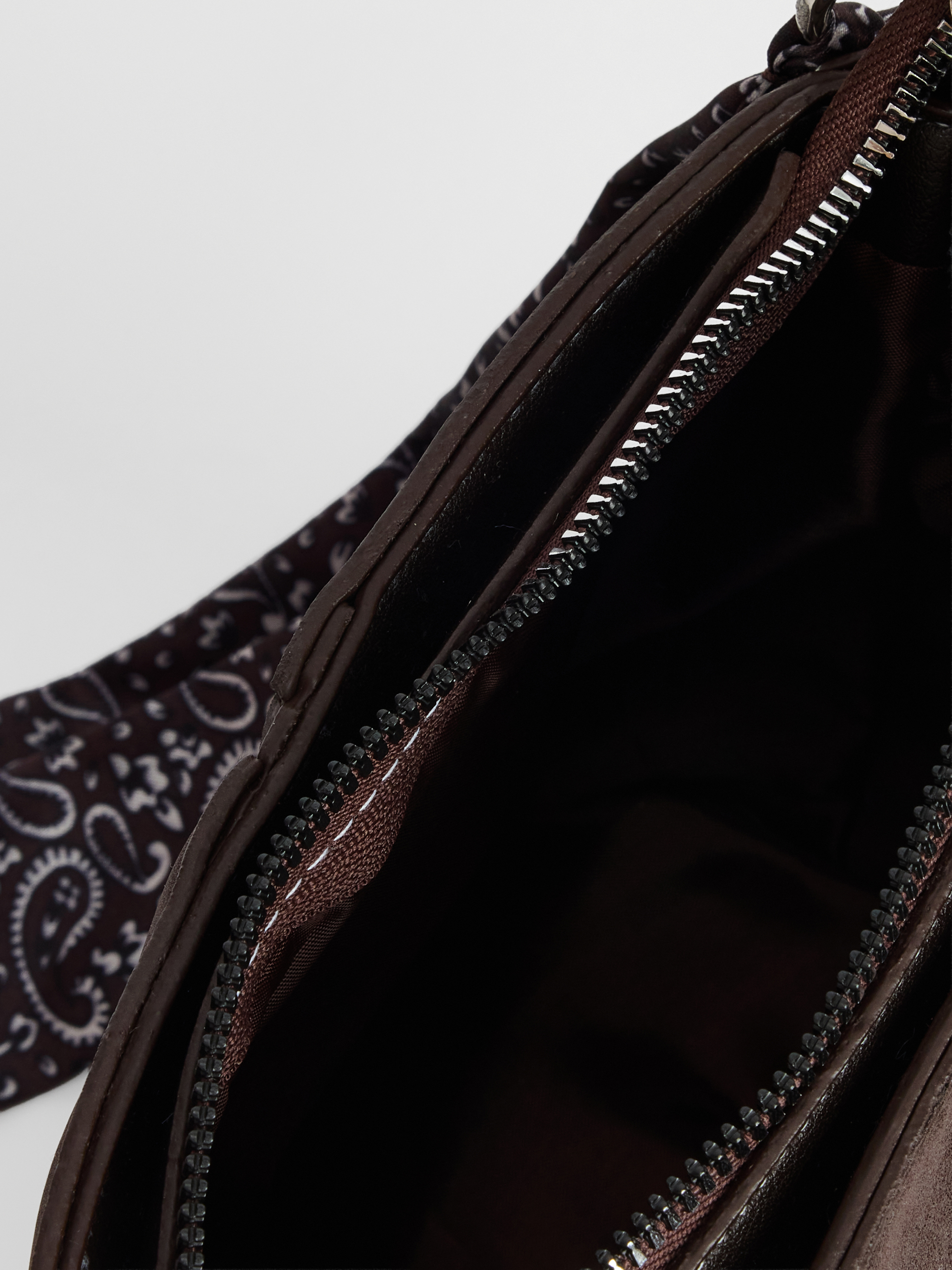 LCW ACCESSORIES Süet Kadın Omuz Çantası görsel 4