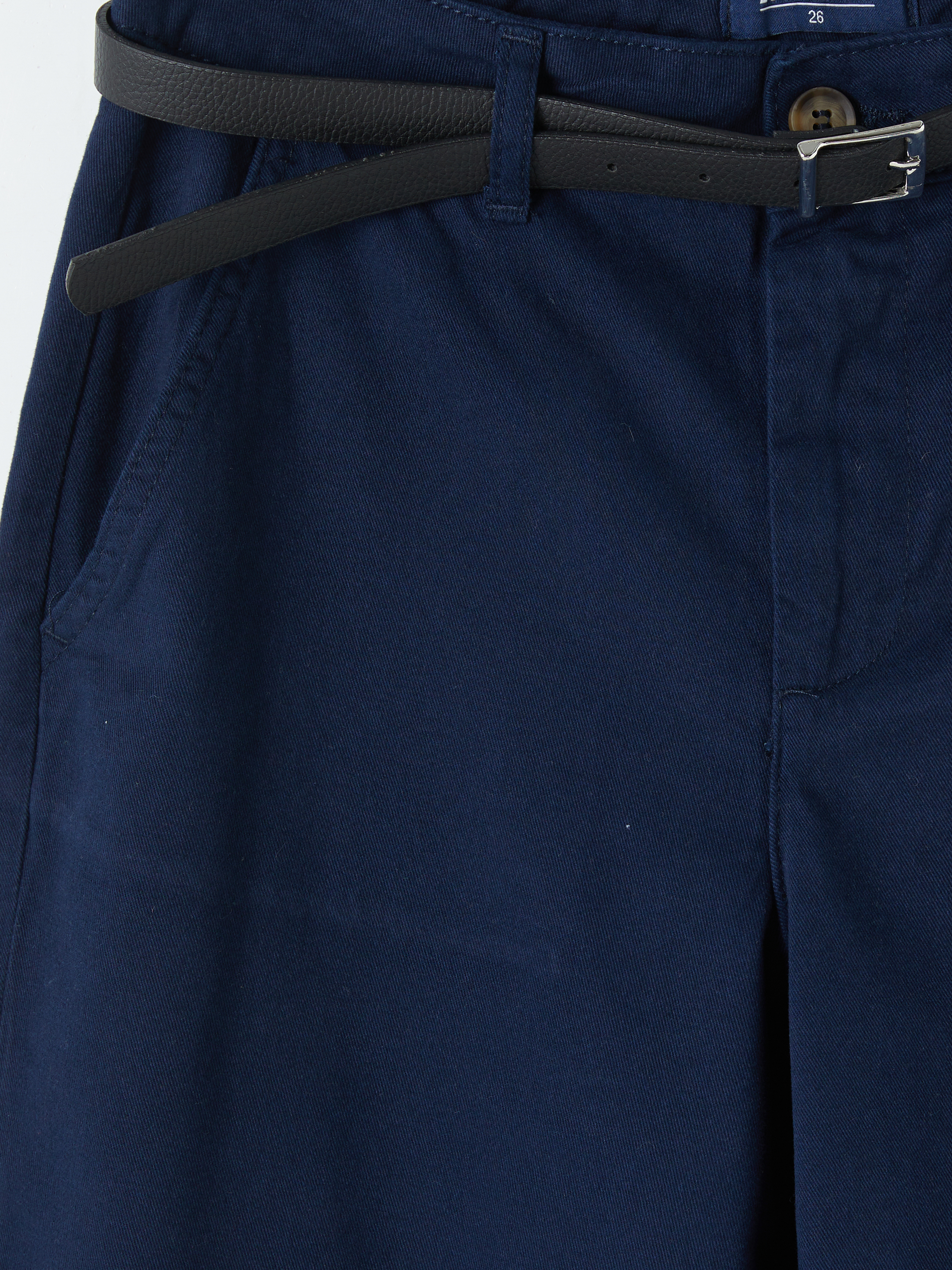 LCW Jeans Kemerli Carrot Fit Kadın Jean Pantolon görsel 7