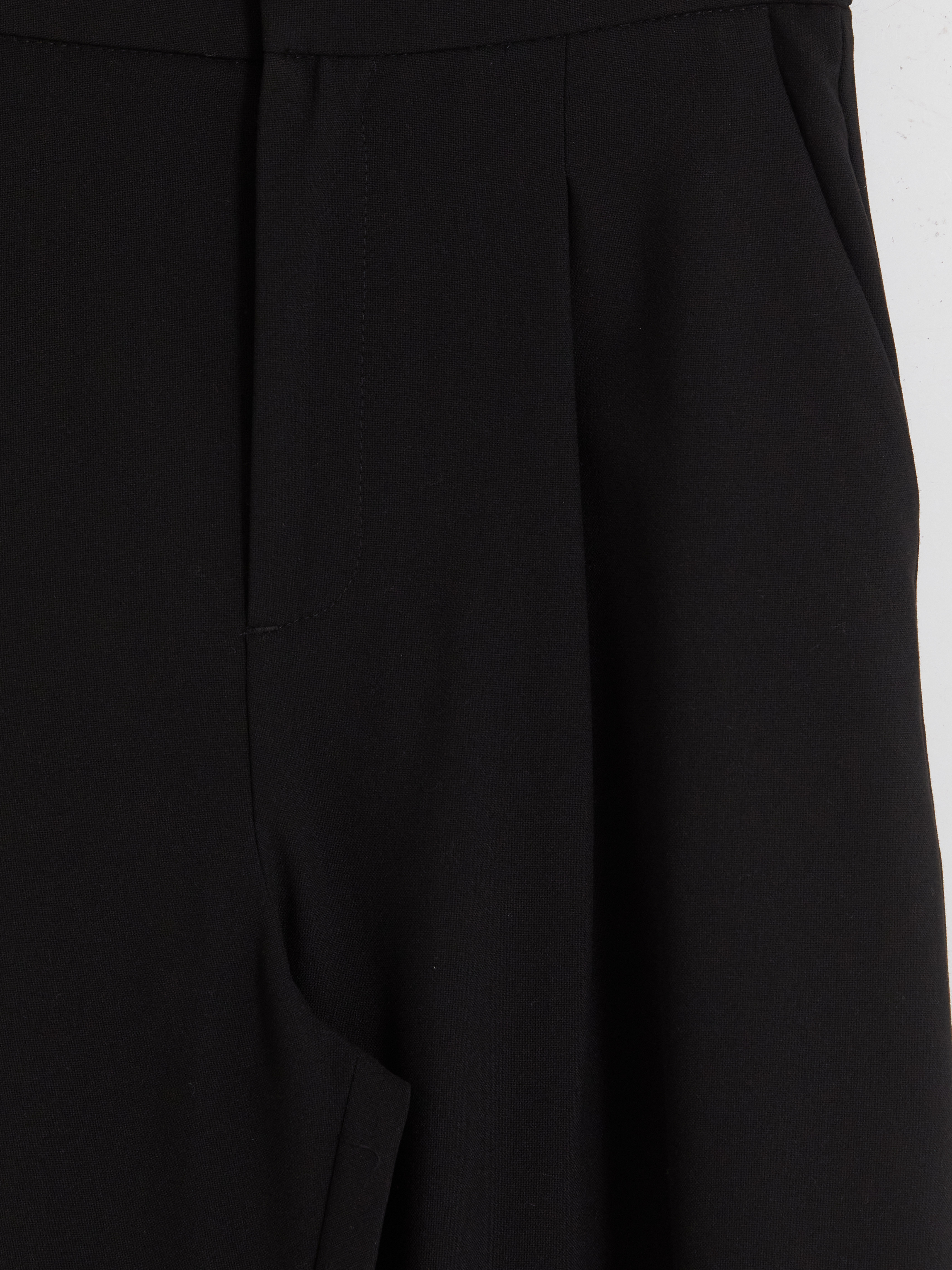 LCW Comfort Regular Fit Kadın Pileli Kumaş Pantolon görsel 7