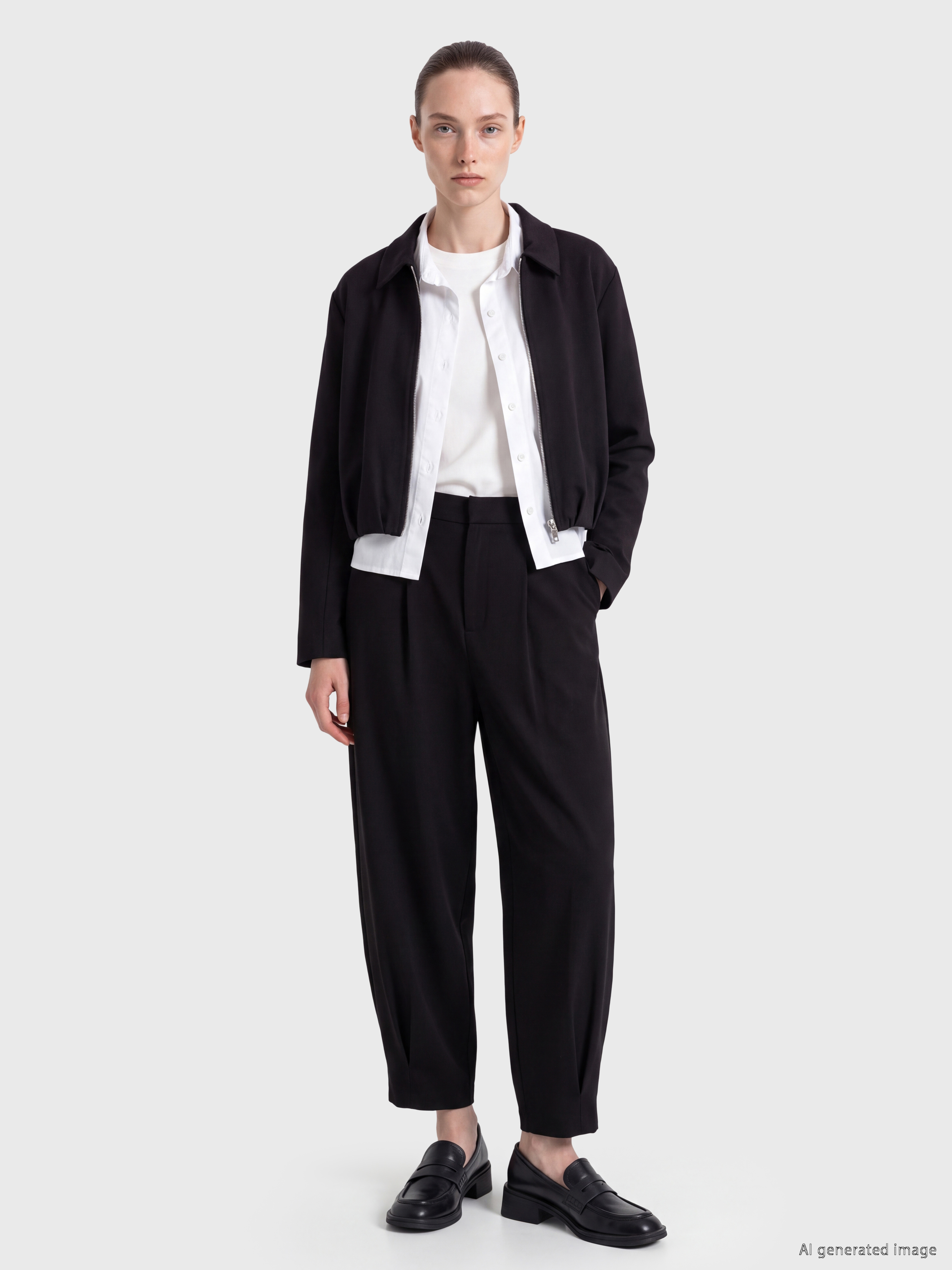 LCW Comfort Regular Fit Kadın Pileli Kumaş Pantolon