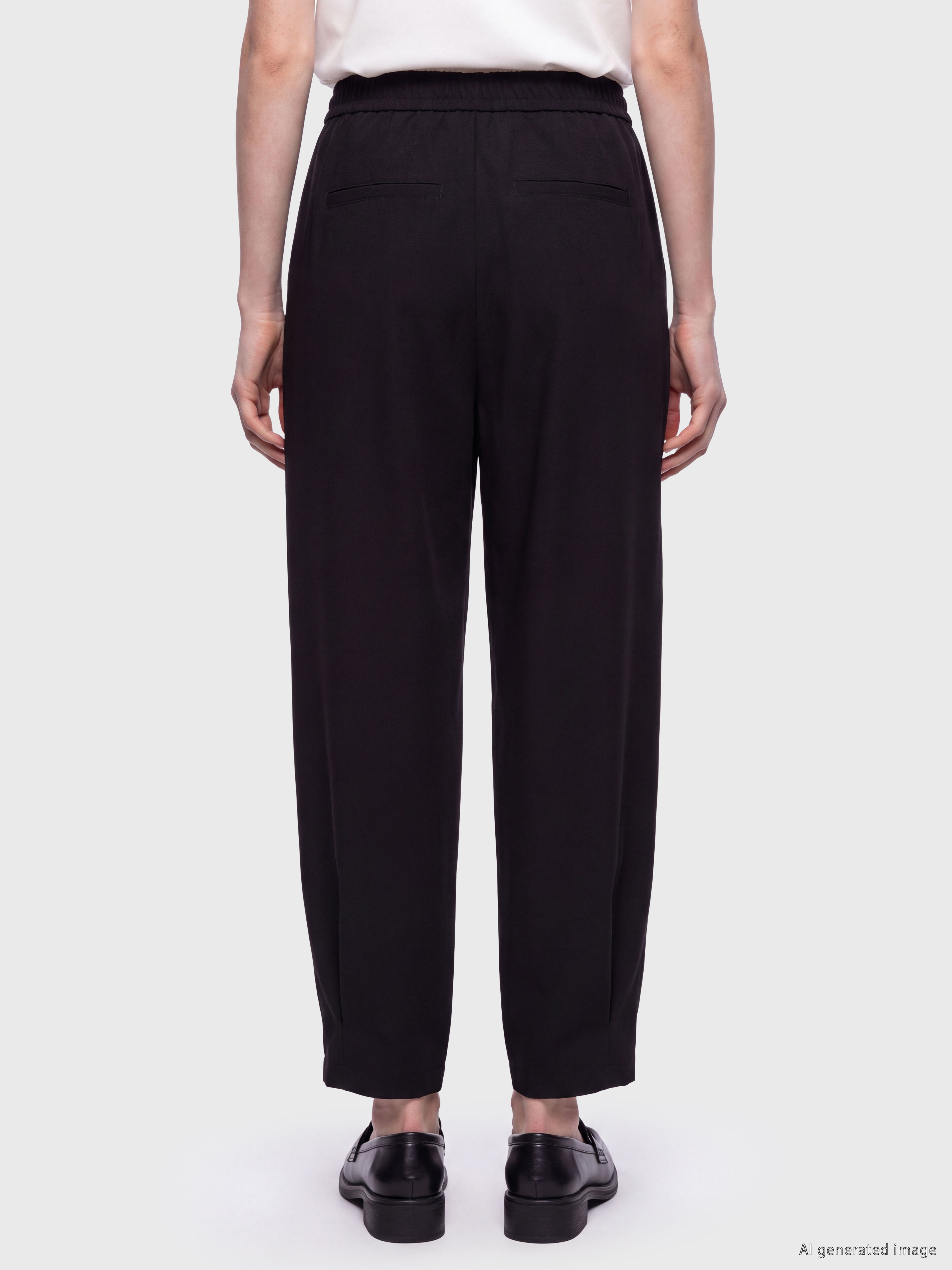 LCW Comfort Regular Fit Kadın Pileli Kumaş Pantolon görsel 4