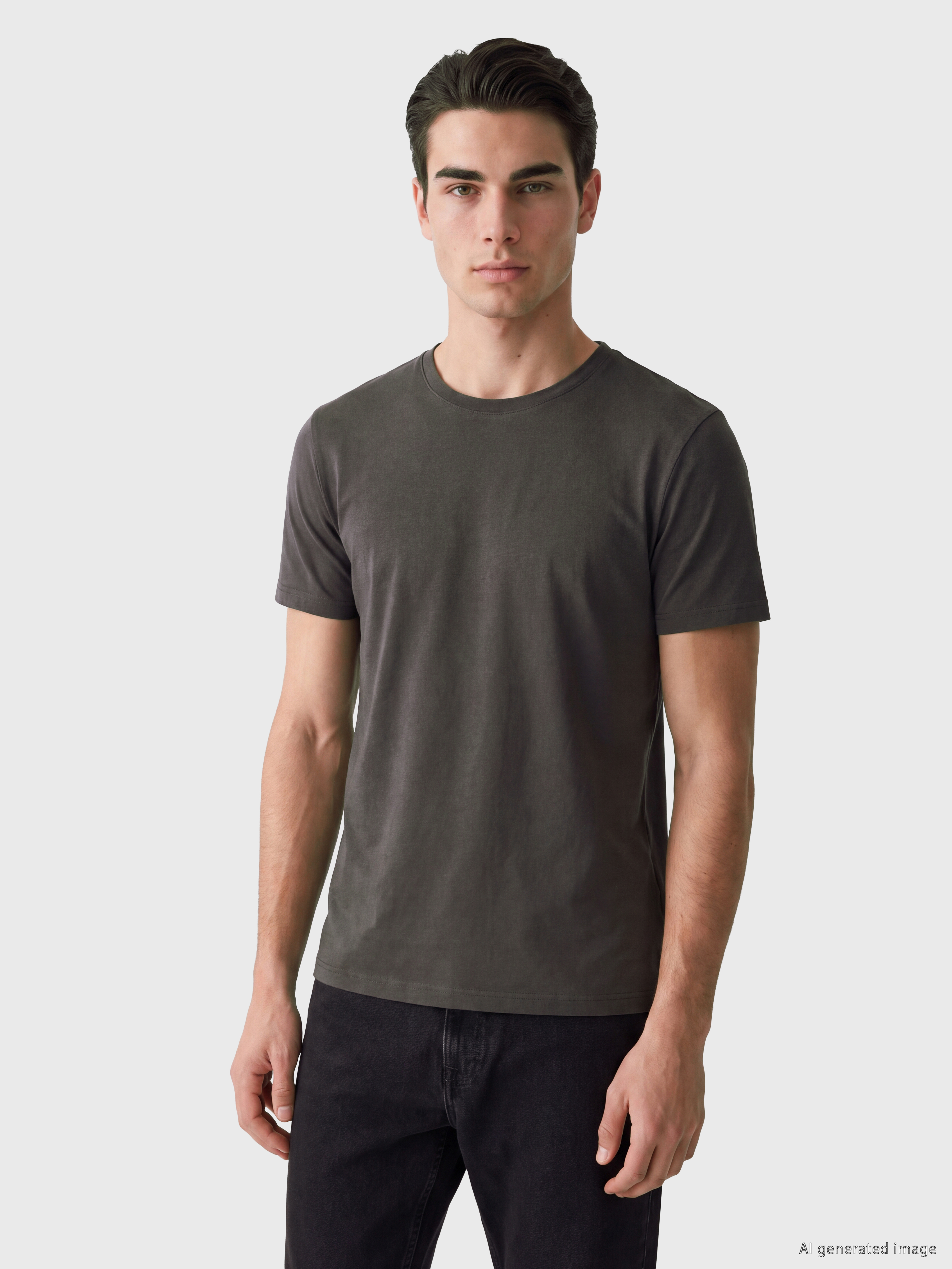LC WAIKIKI Süper Slim Fit Esnek Kumaş Tişört / 01