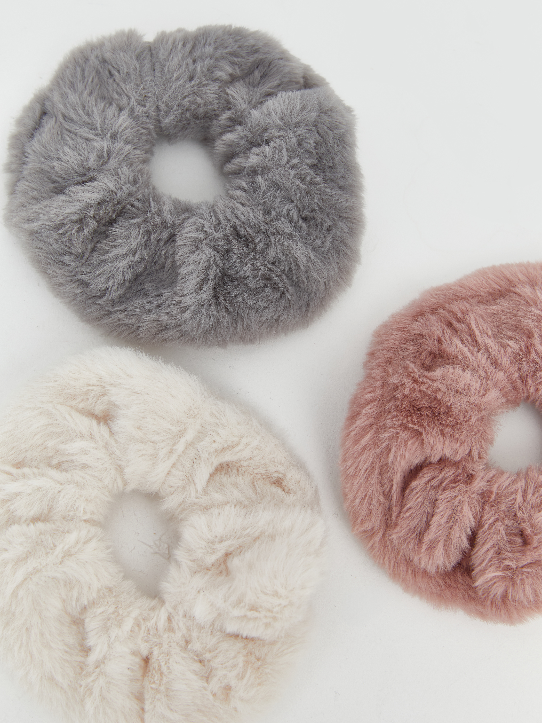 LCW JOY 3'lü Peluş Saç Tokası görsel 2