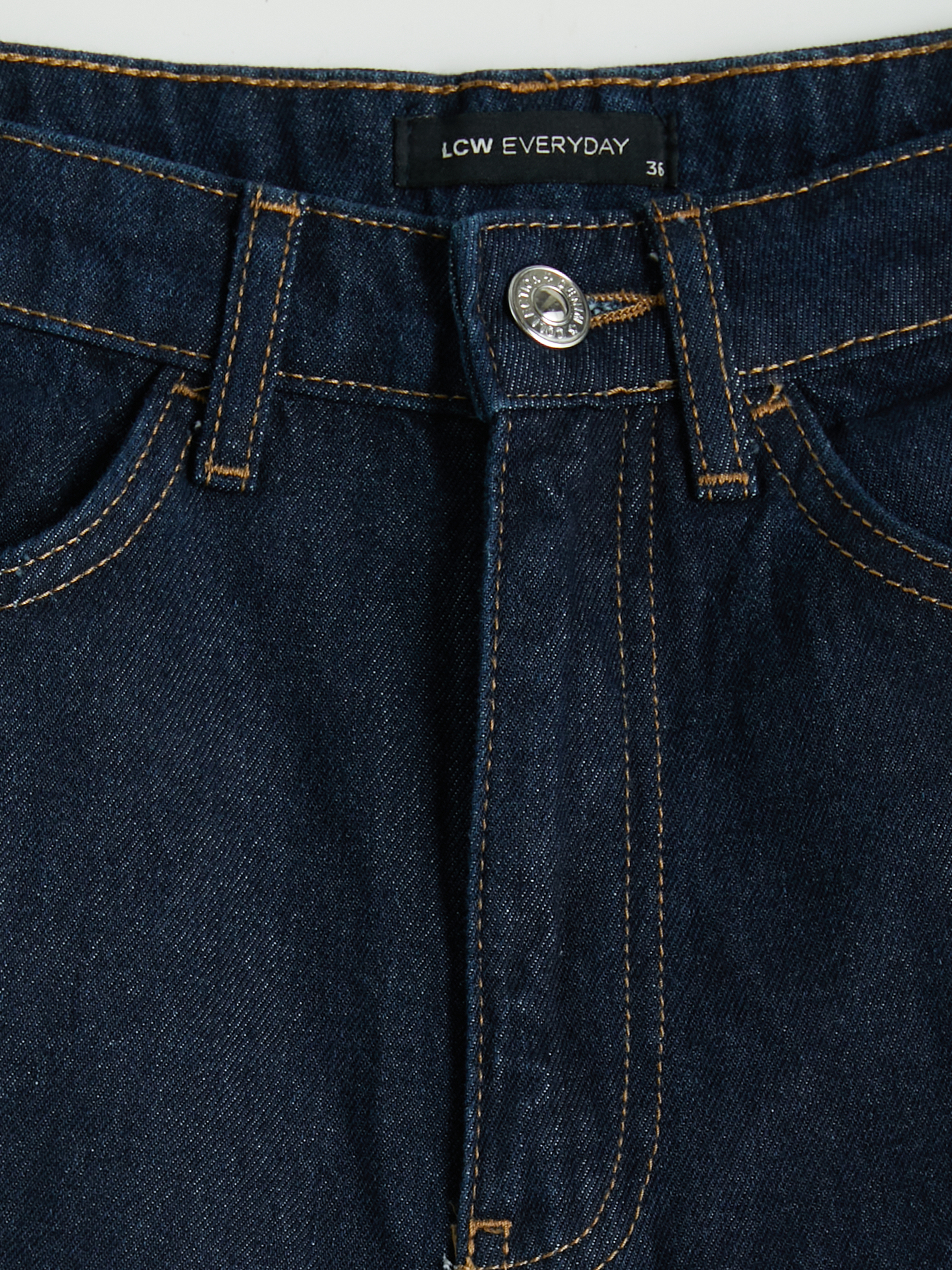 LCWAIKIKI Classic Slim Mom Kadın Jean Pantolon görsel 8