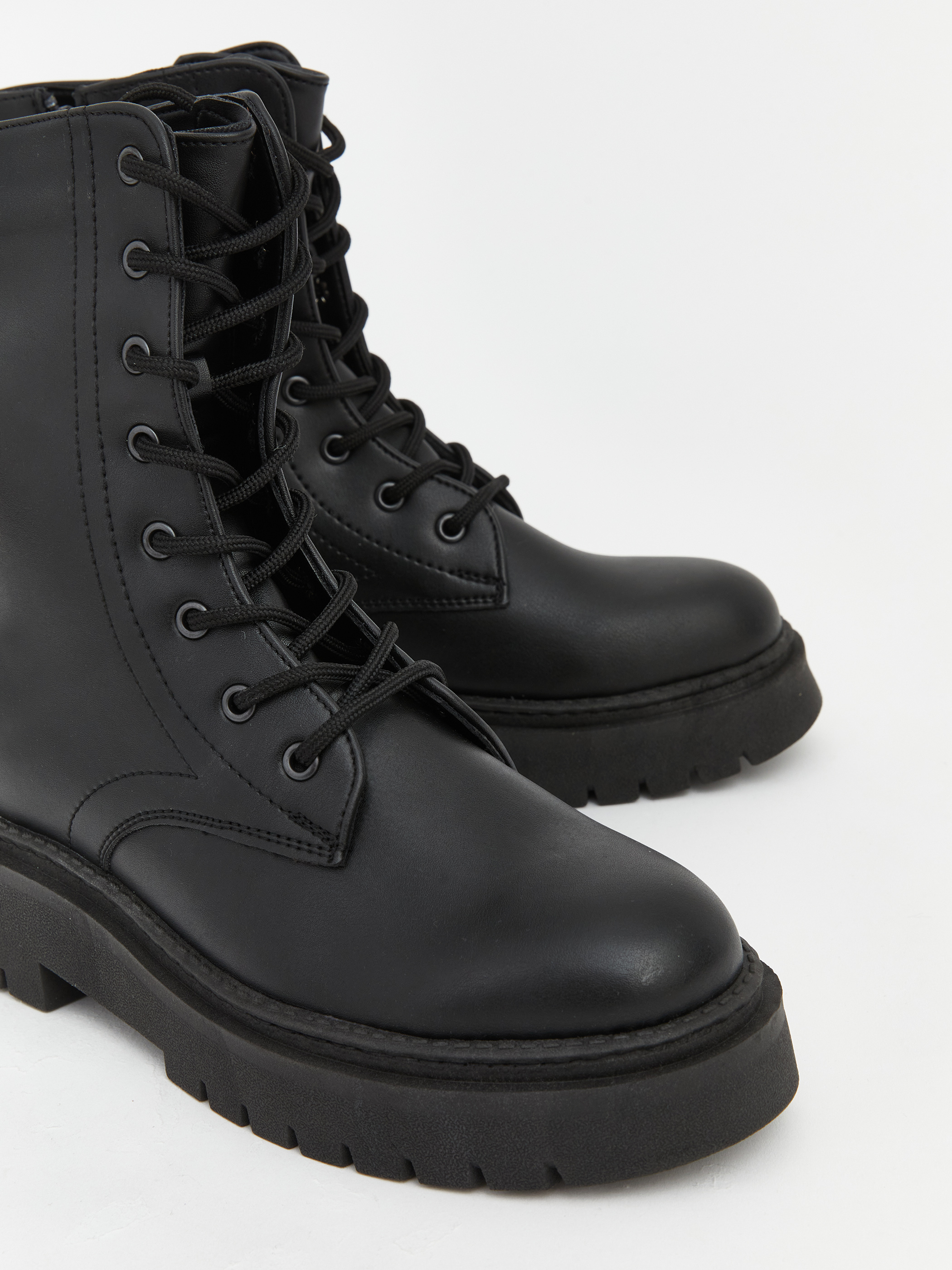 LCW STEPS Bağcıklı Kalın Tabanlı Kadın Postal Bot görsel 3