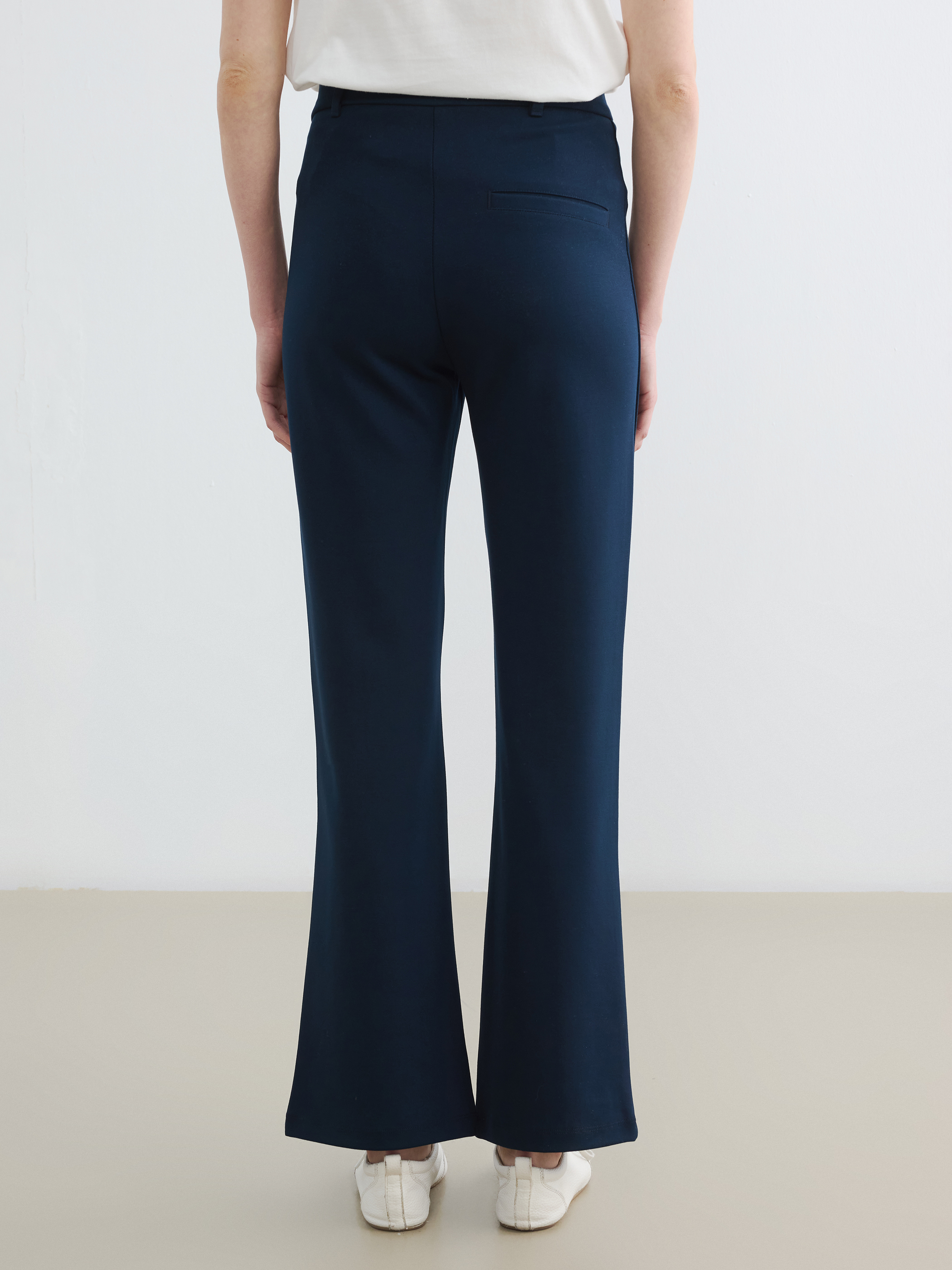 LCWAIKIKI Classic Dar Fit İspanyol Paça Kadın Pantolon görsel 4