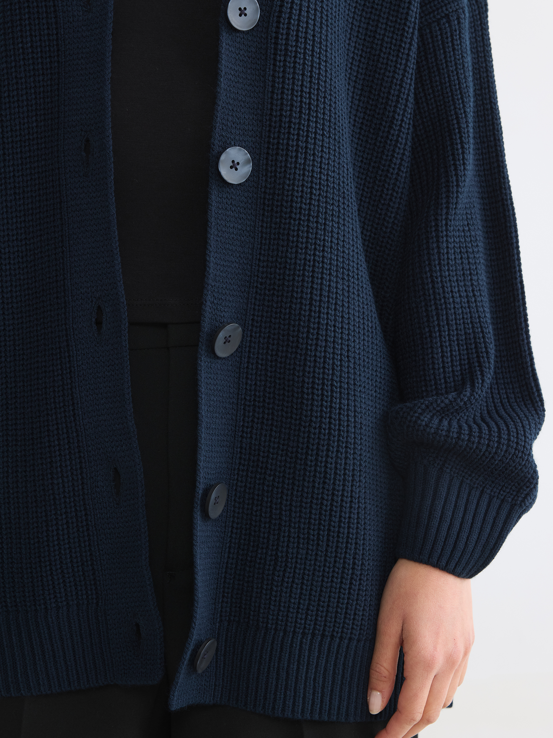 LCW Modest V Yaka Kadın Triko Hırka görsel 3