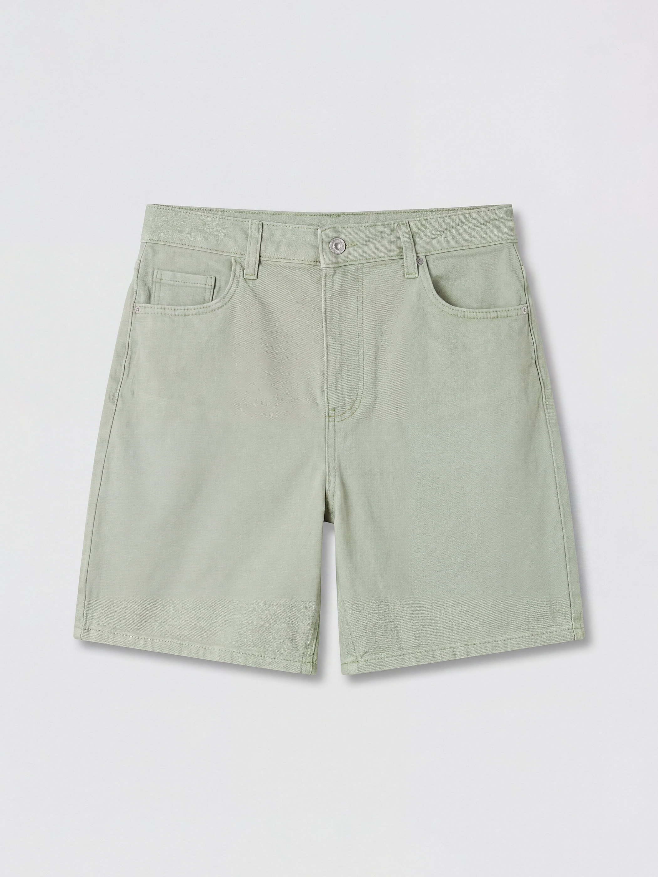 LCWAIKIKI Classic Yüksek Bel Bermuda Fit Kadın Jean Şort görsel 5